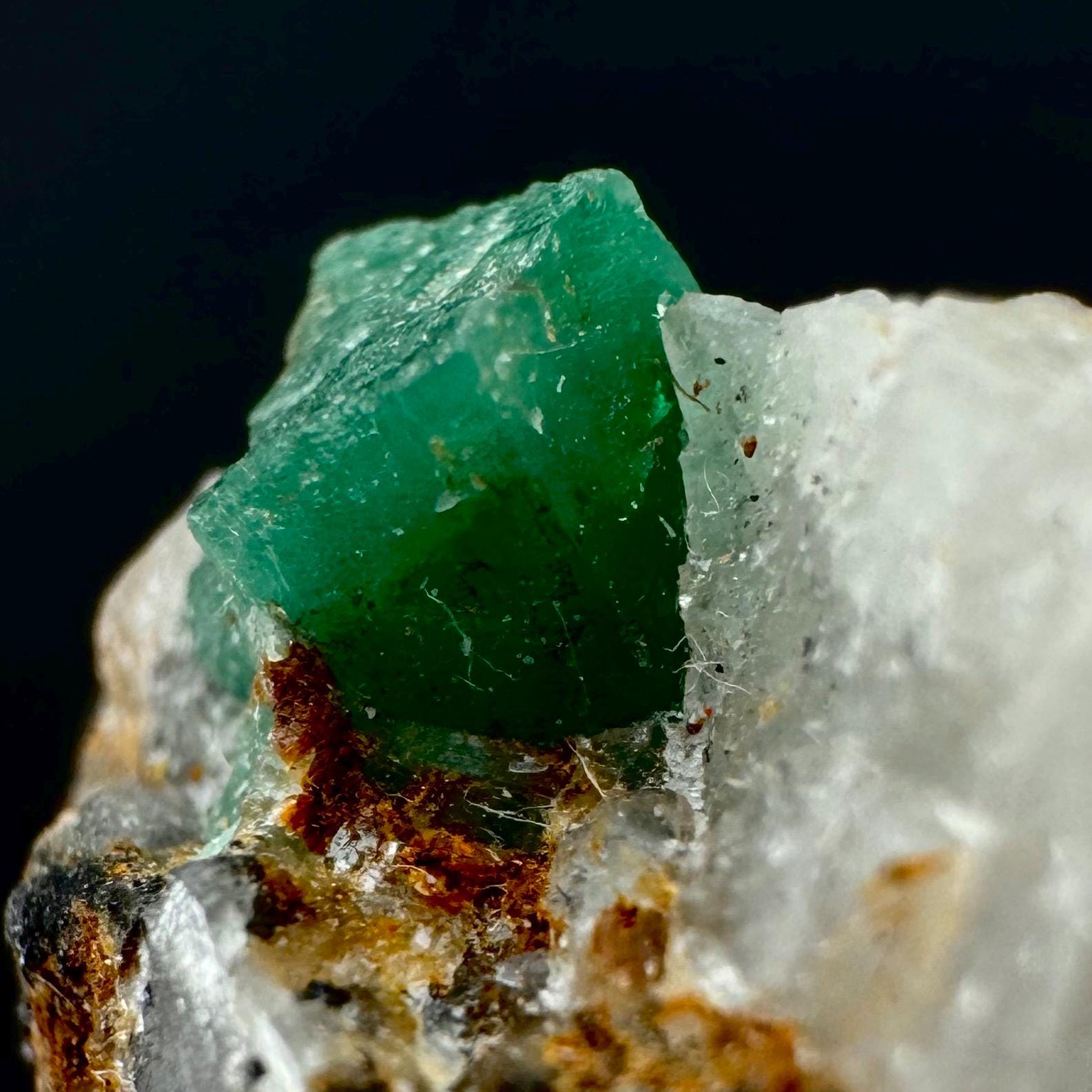 Emerald on Matrix | natural green crystal cluster, raw mineral specimen (Pakistan)