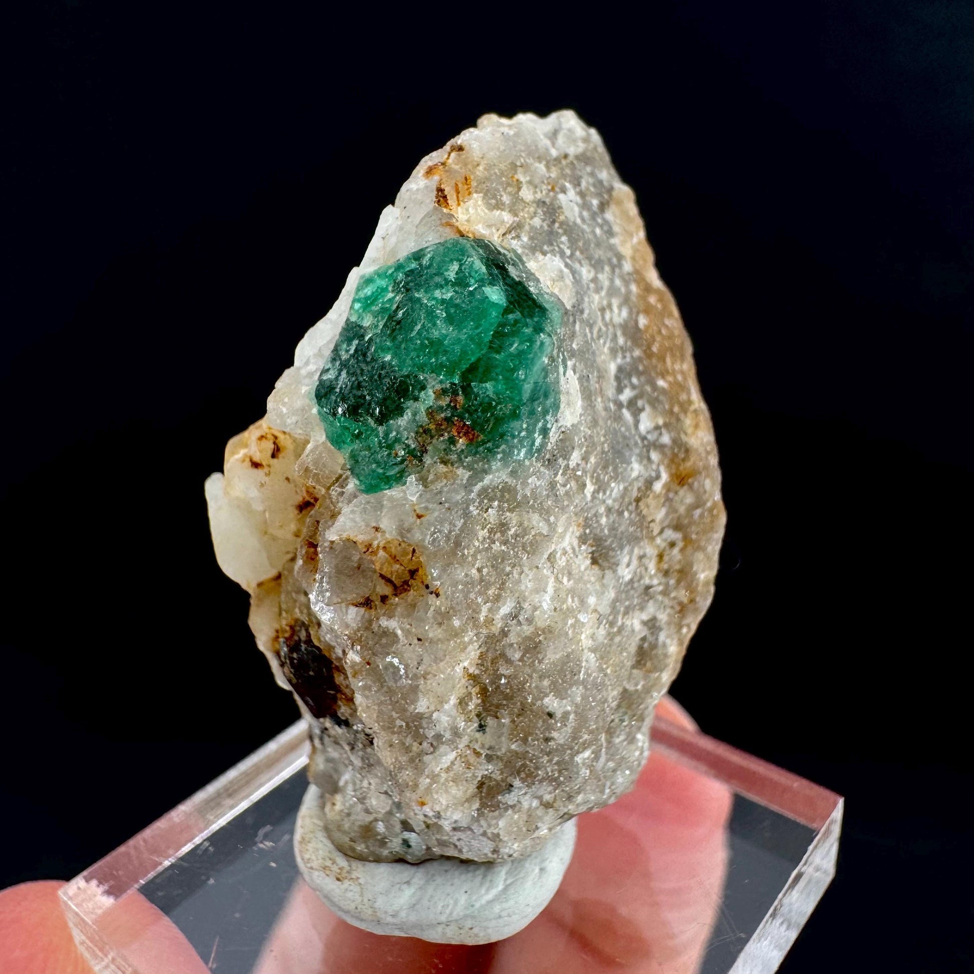 Emerald on Matrix | natural green crystal cluster, raw mineral specimen (Pakistan)