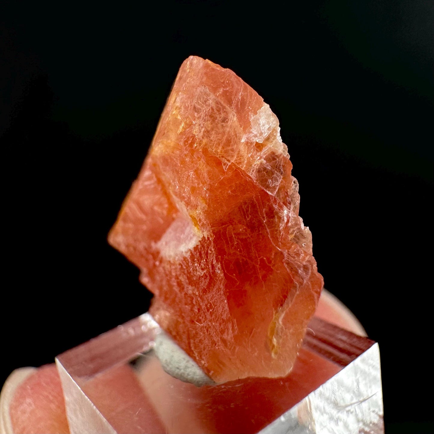 Rhodochrosite | pink crystal, mineral specimen from Pakistan