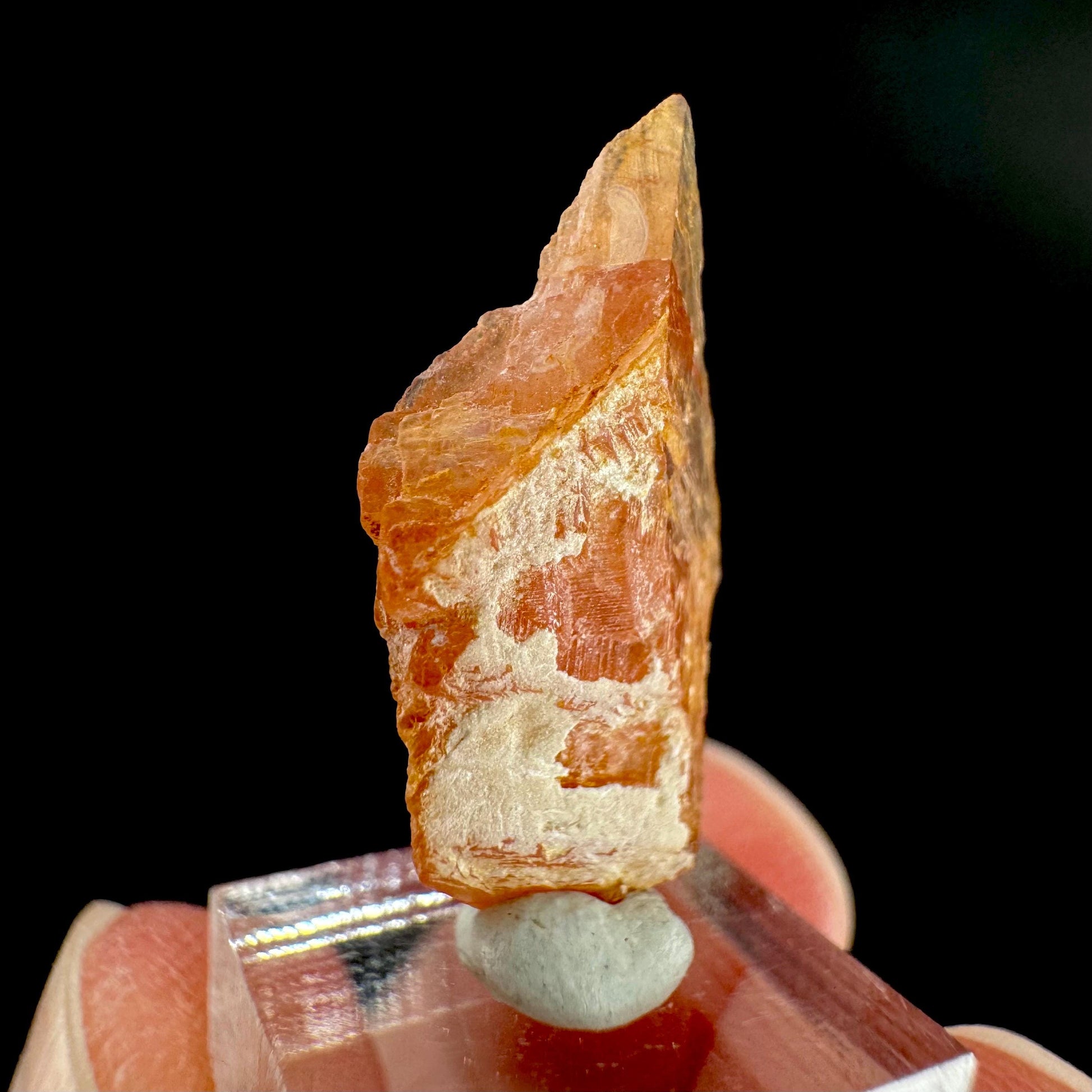 Rhodochrosite | pink crystal, mineral specimen from Pakistan