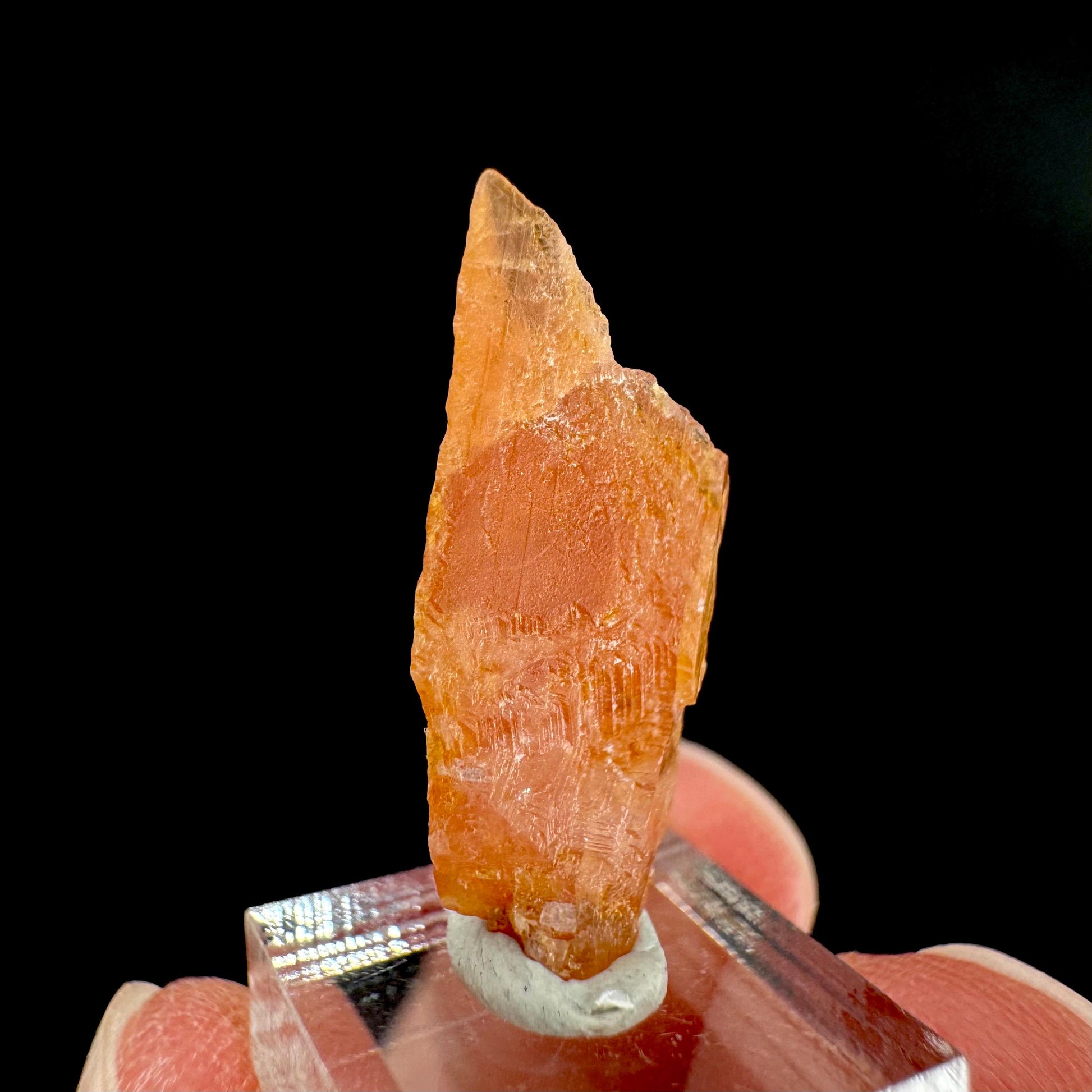 Rhodochrosite | pink crystal, mineral specimen from Pakistan