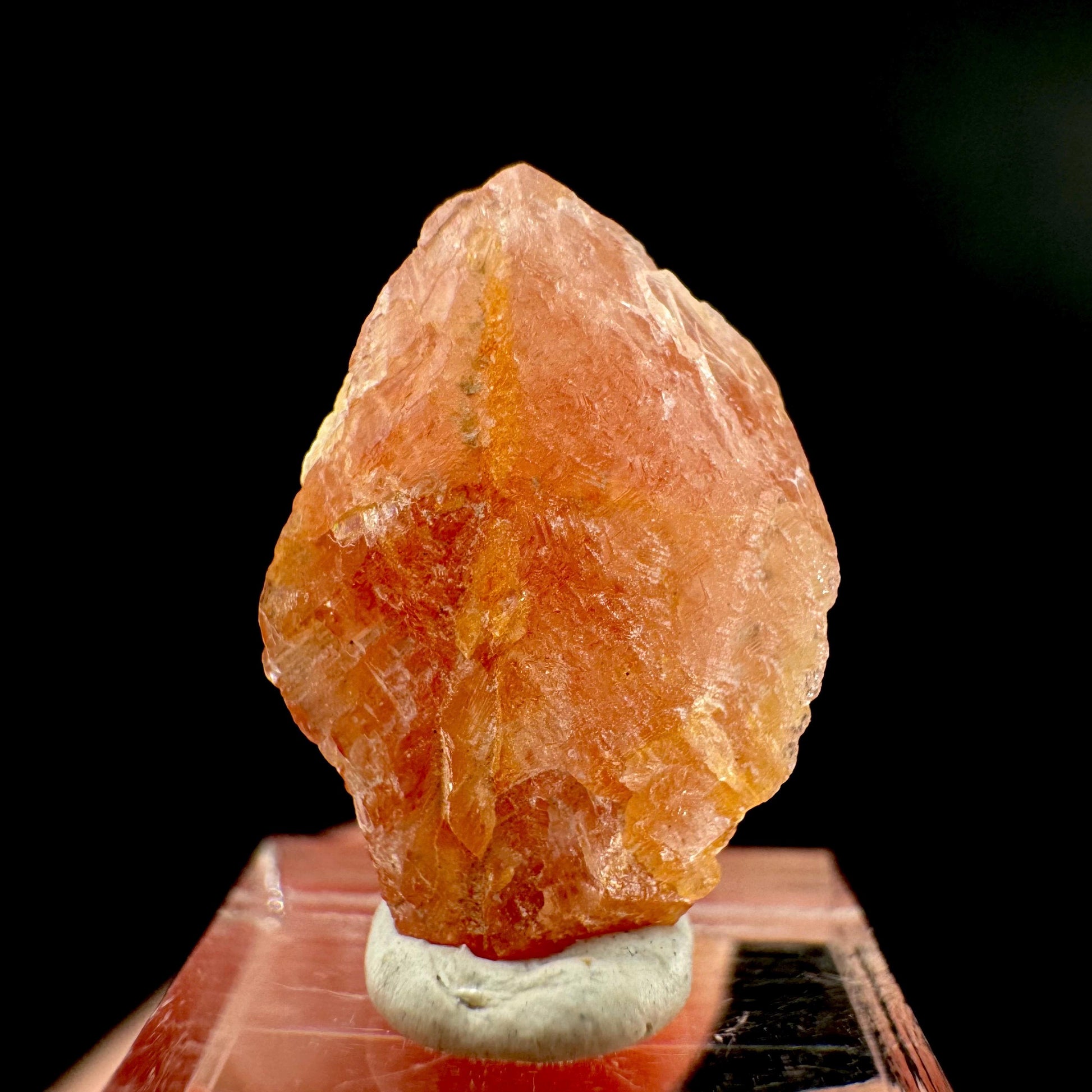 Rhodochrosite | pink crystal, mineral specimen from Pakistan