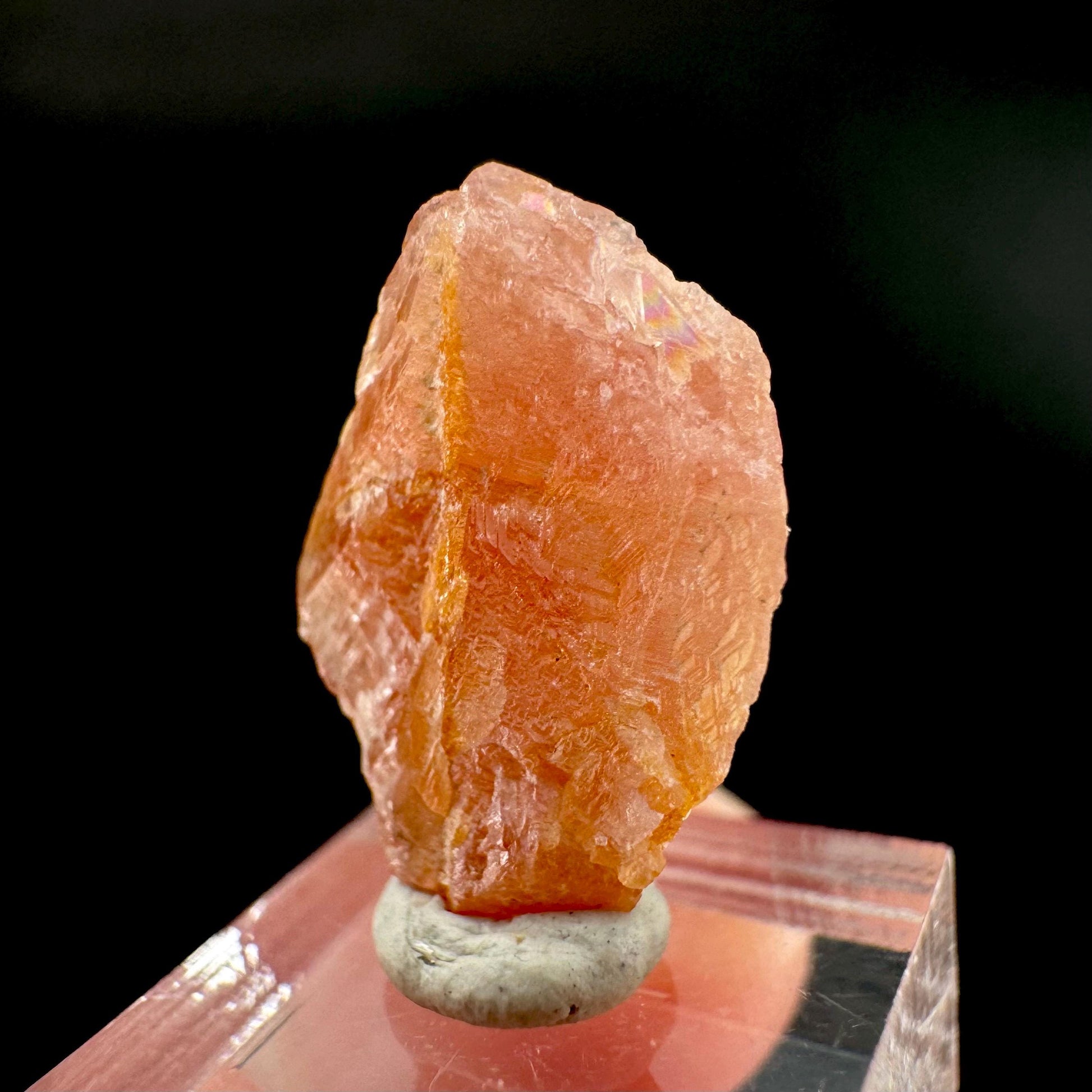 Rhodochrosite | pink crystal, mineral specimen from Pakistan