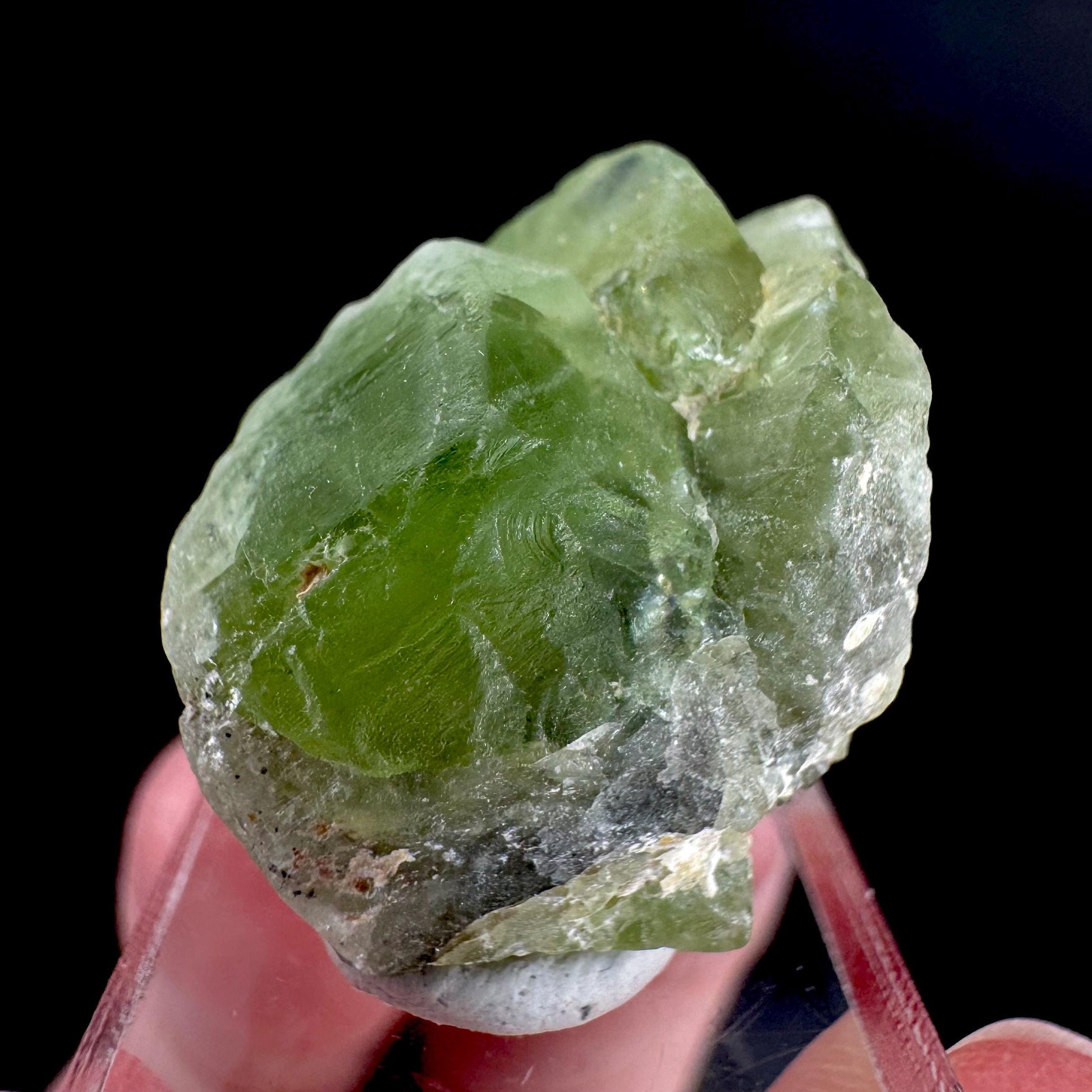 Peridot | natural terminated crystal, mineral specimen from Pakistan