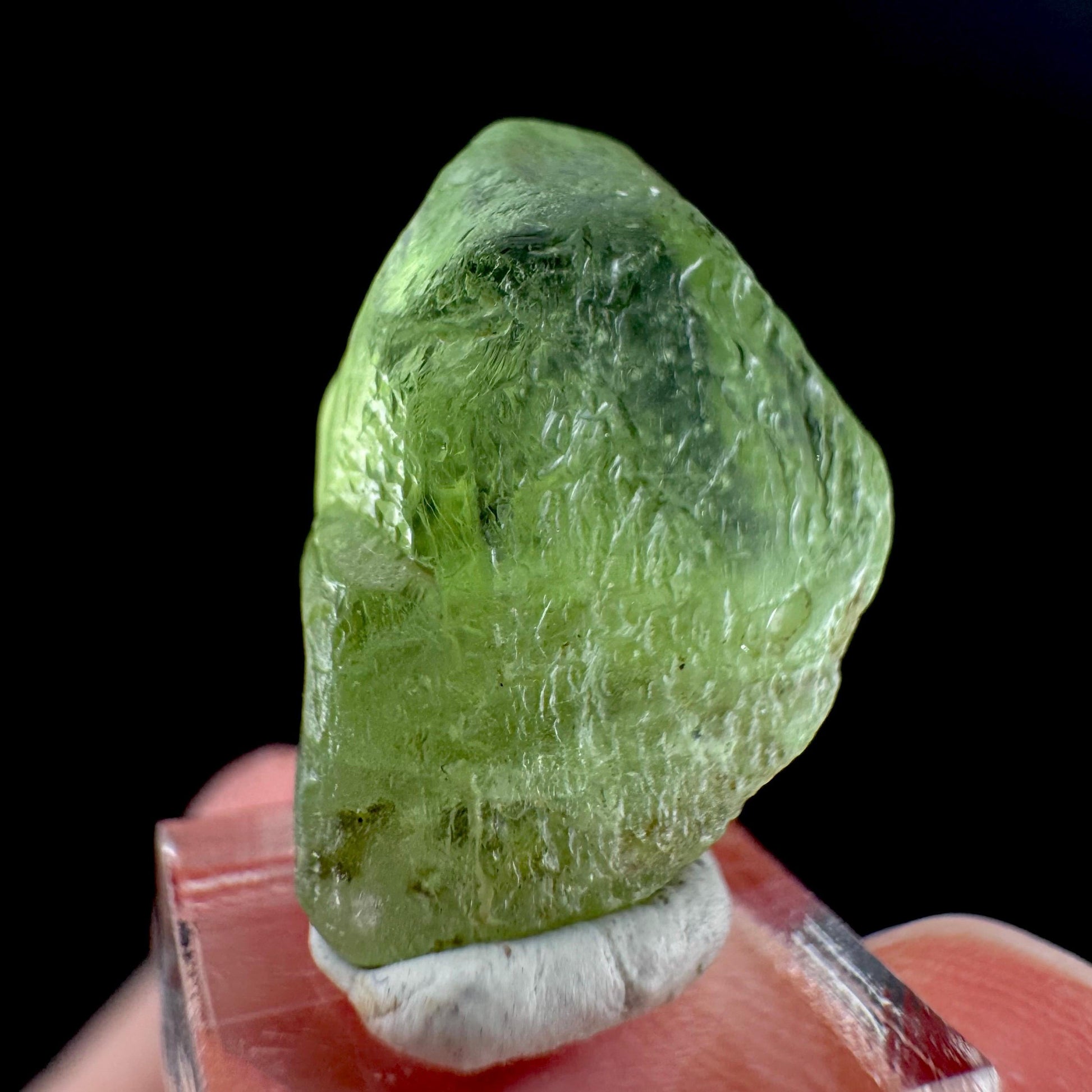 Peridot | natural terminated crystal, mineral specimen from Pakistan