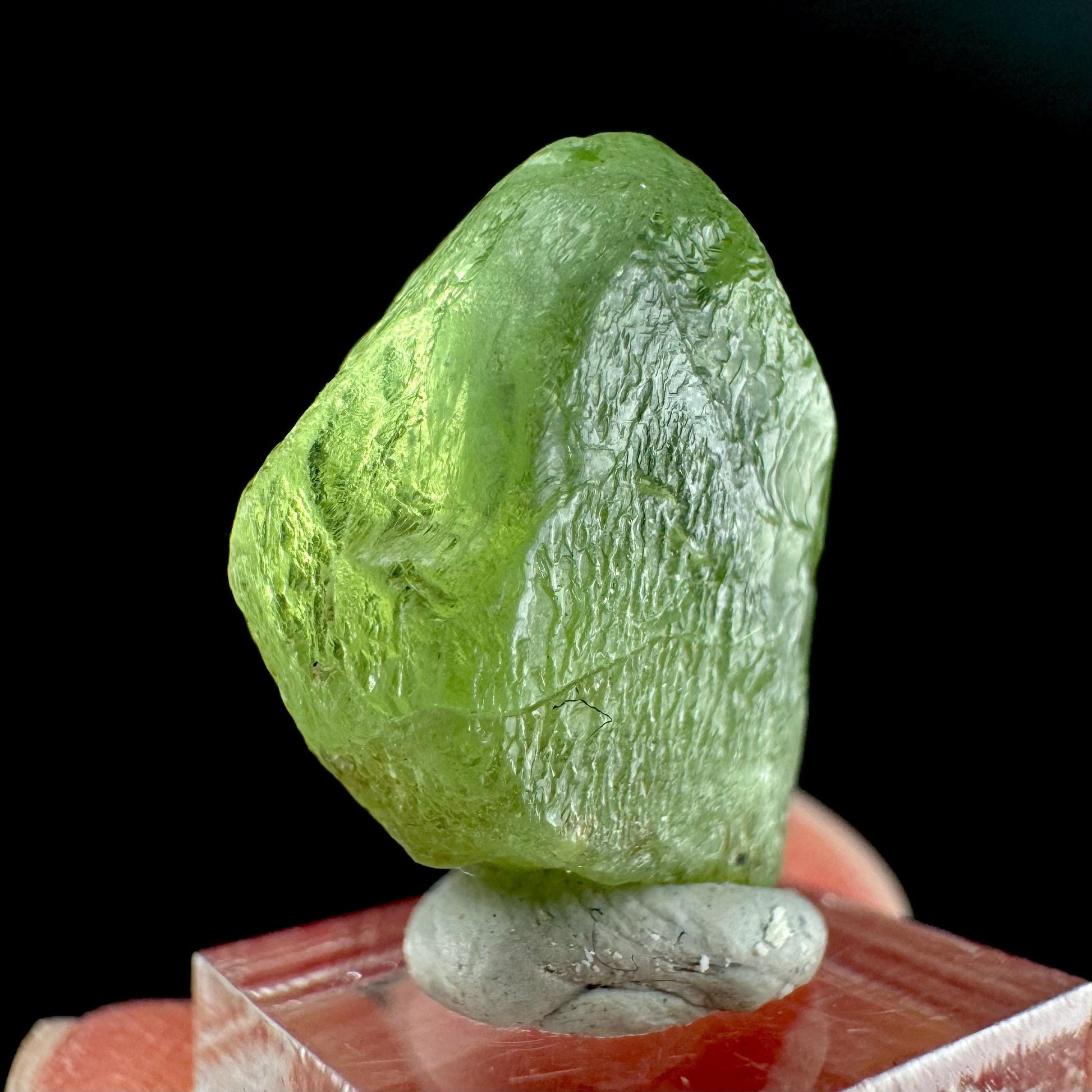 Peridot | natural terminated crystal, mineral specimen from Pakistan