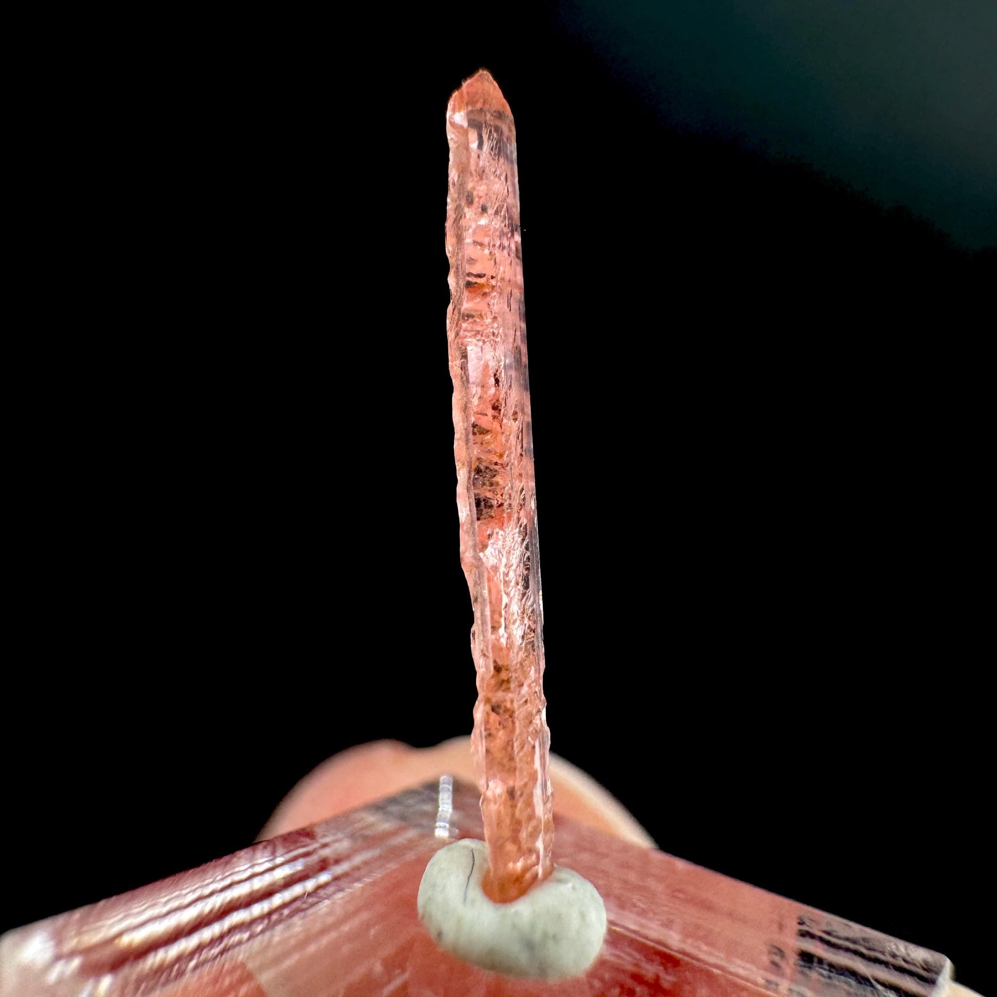 Vayrynenite | Pink crystal, rare mineral specimen from Pakistan