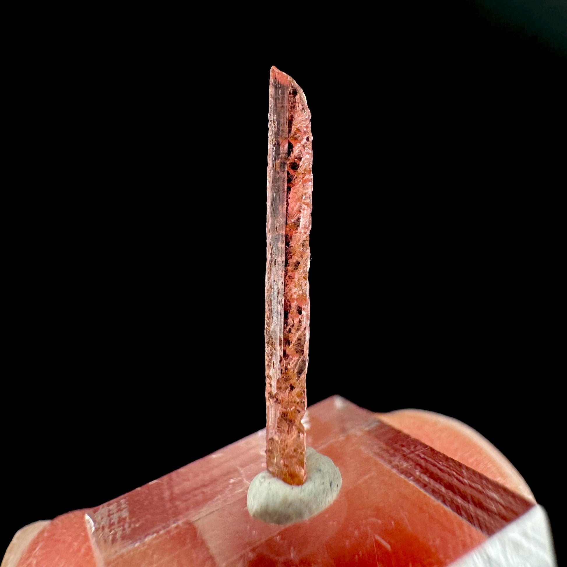 Vayrynenite | Pink crystal, rare mineral specimen from Pakistan