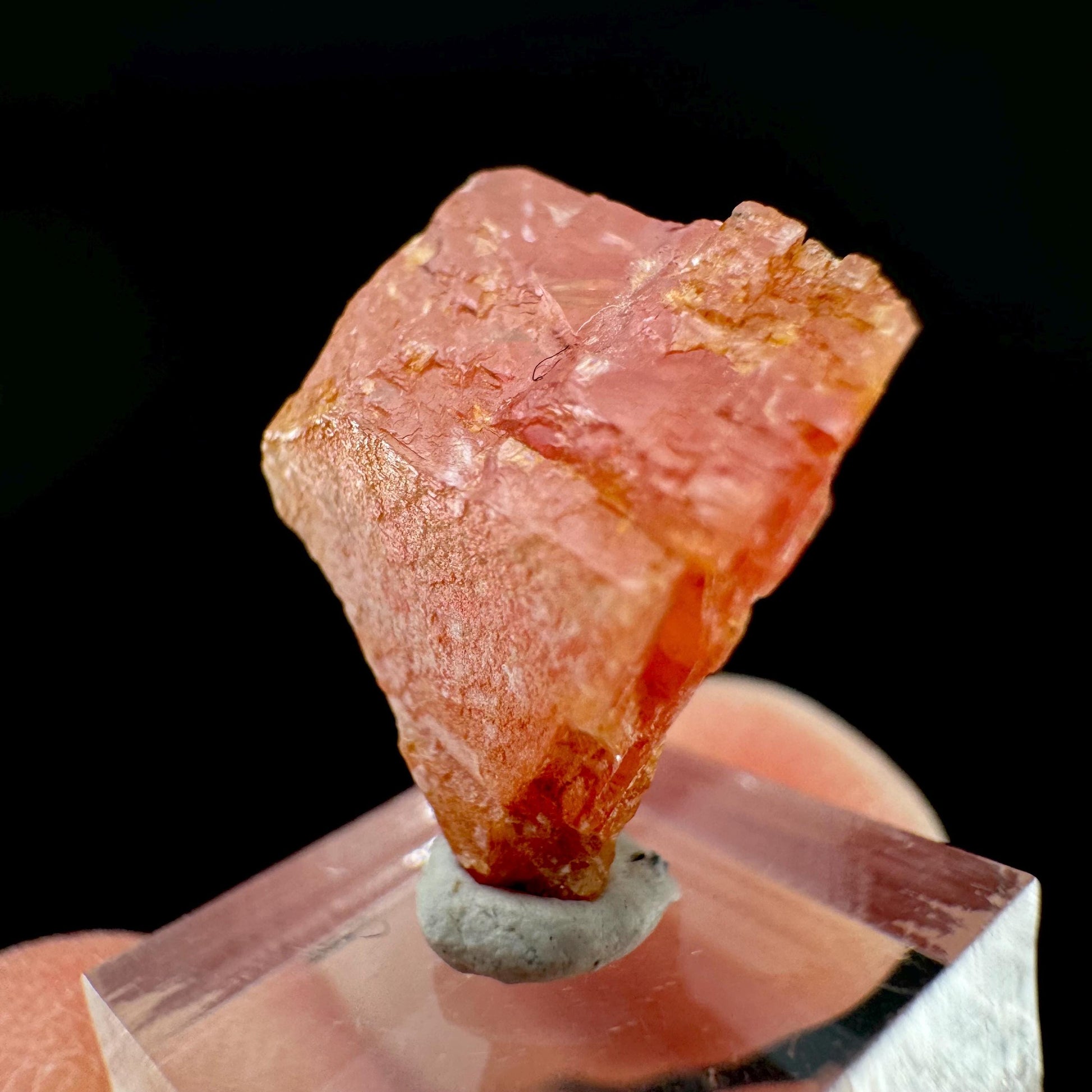 Rhodochrosite | pink crystal, mineral specimen from Pakistan