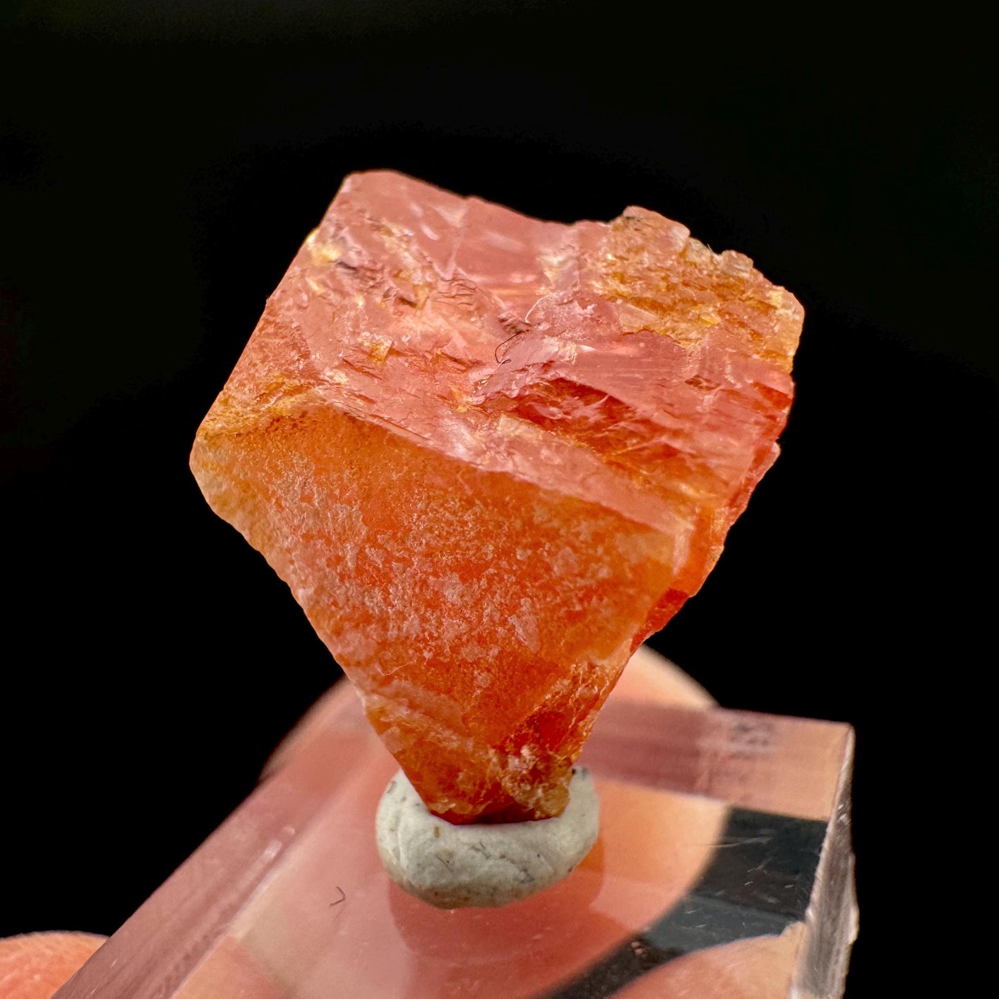 Rhodochrosite | pink crystal, mineral specimen from Pakistan
