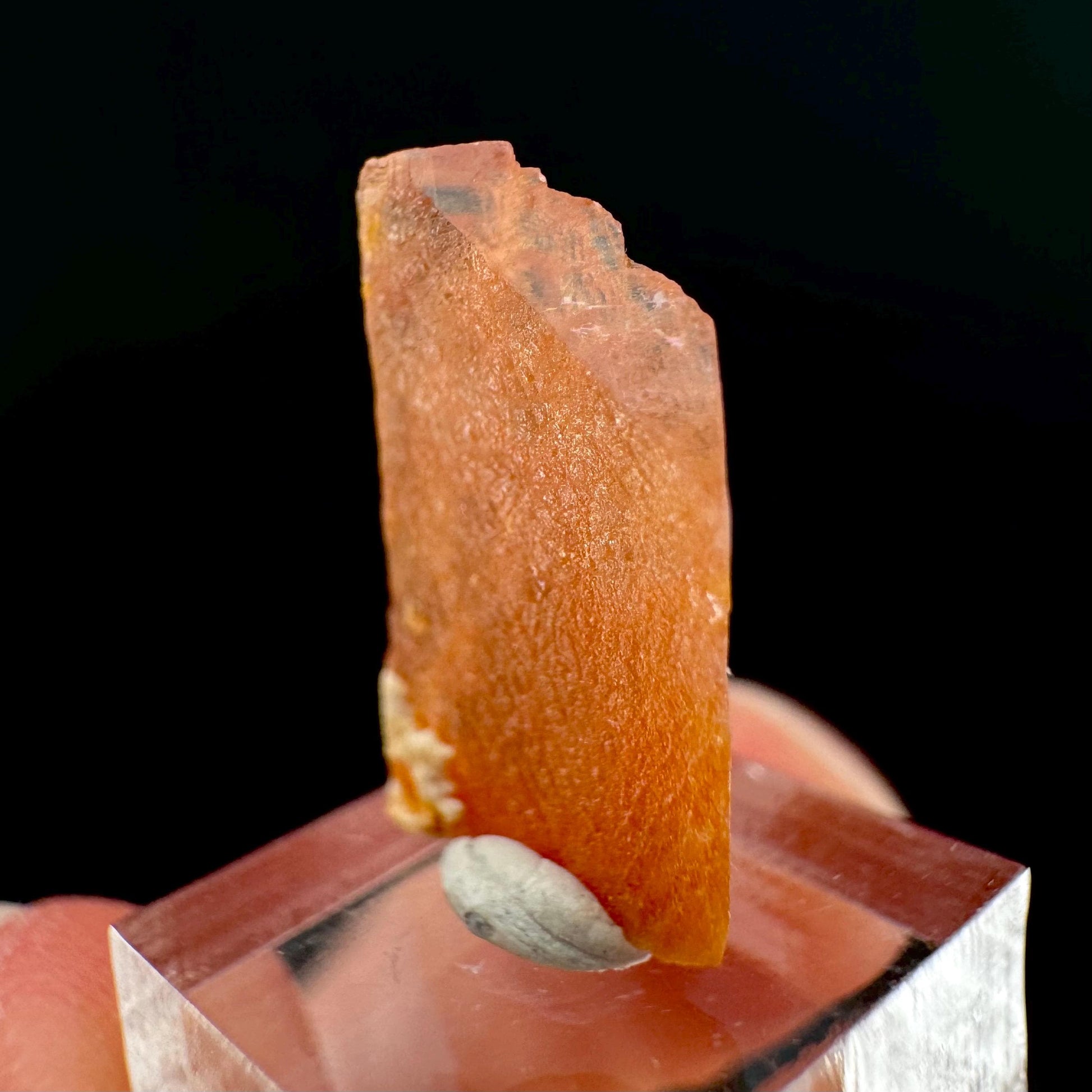 Rhodochrosite | pink crystal, mineral specimen from Pakistan