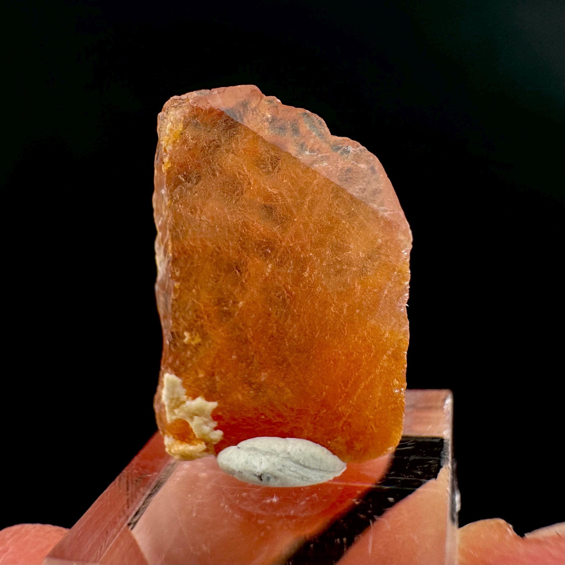 Rhodochrosite | pink crystal, mineral specimen from Pakistan