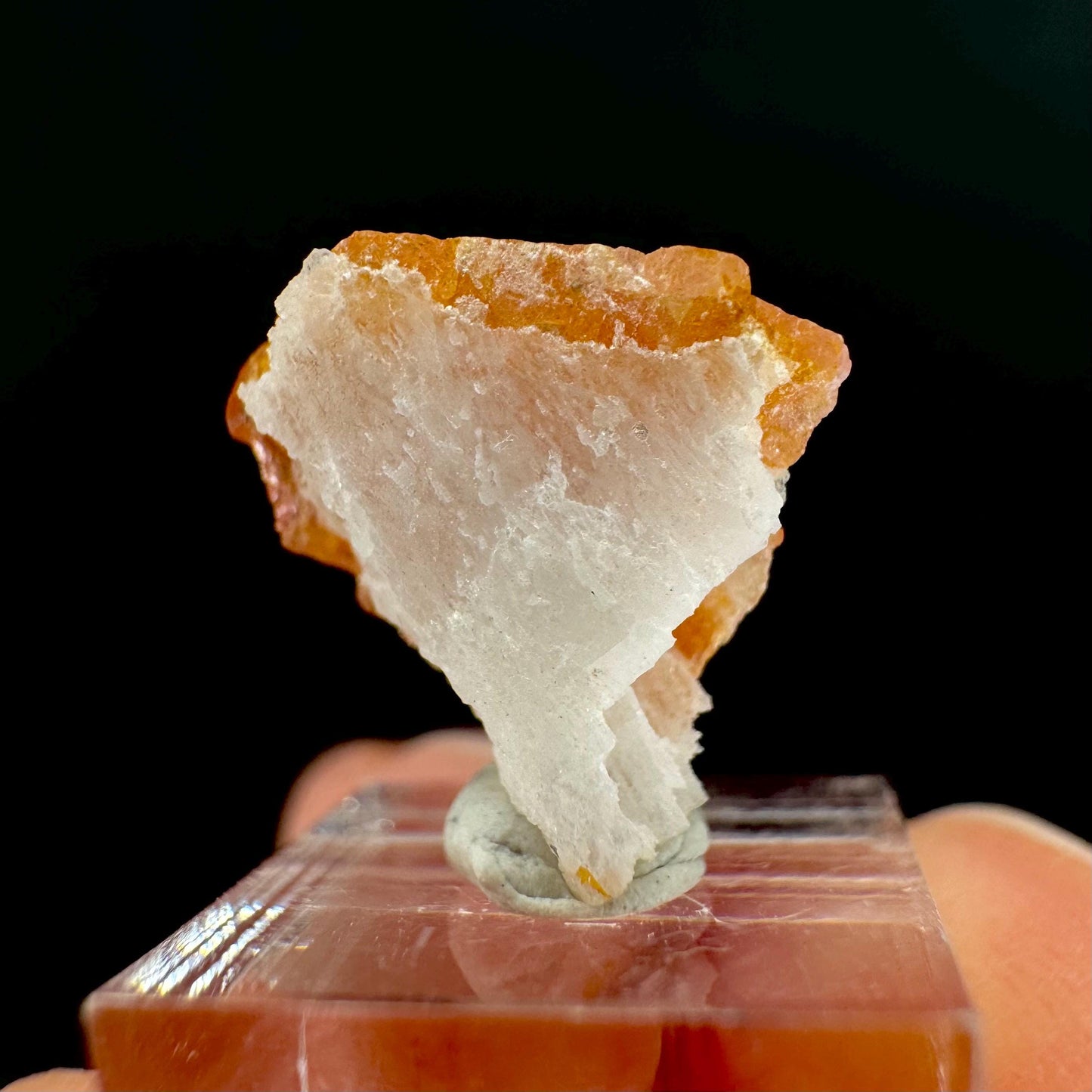 Rhodochrosite | pink crystal, mineral specimen from Pakistan