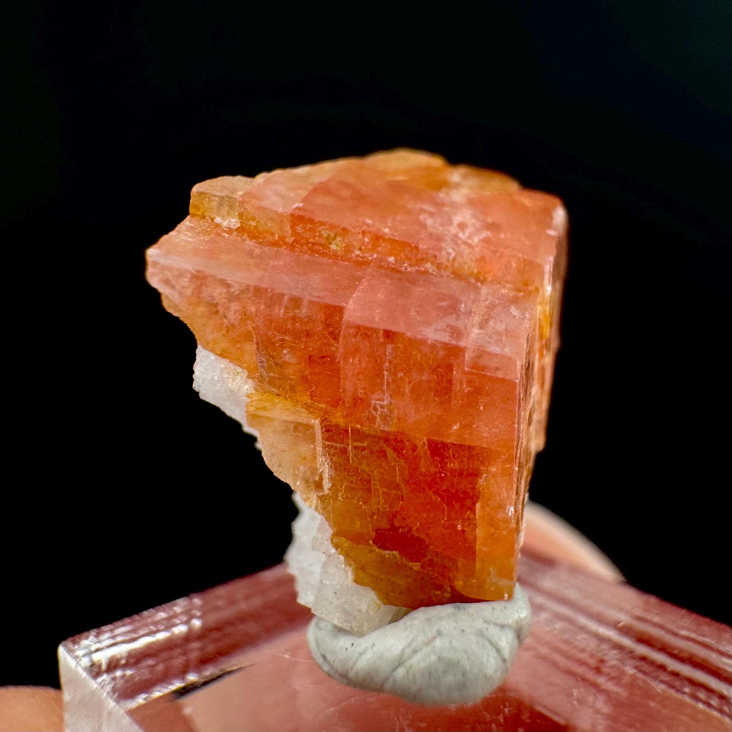 Rhodochrosite | pink crystal, mineral specimen from Pakistan