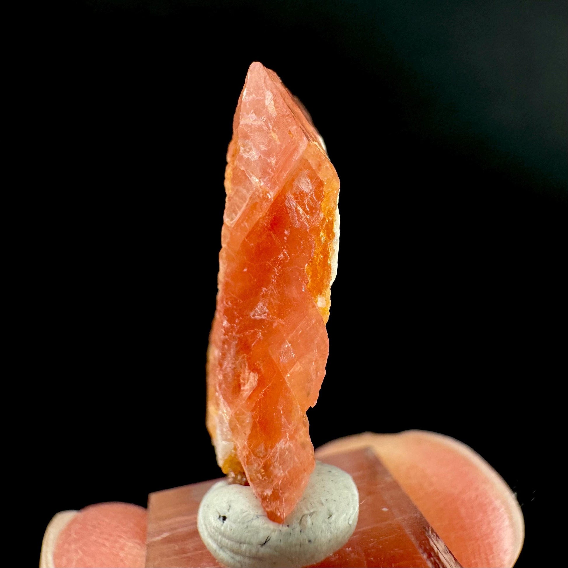 Rhodochrosite | pink crystal, mineral specimen from Pakistan