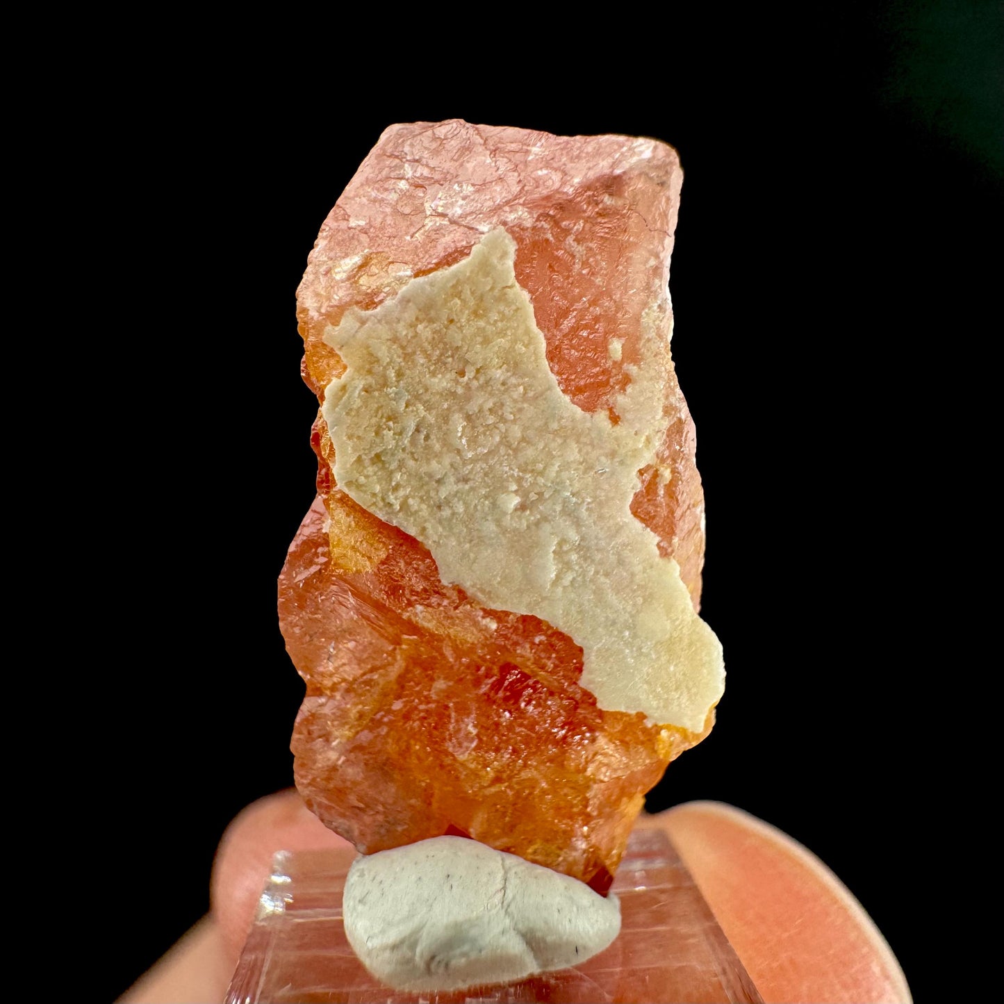 Rhodochrosite | pink crystal, mineral specimen from Pakistan