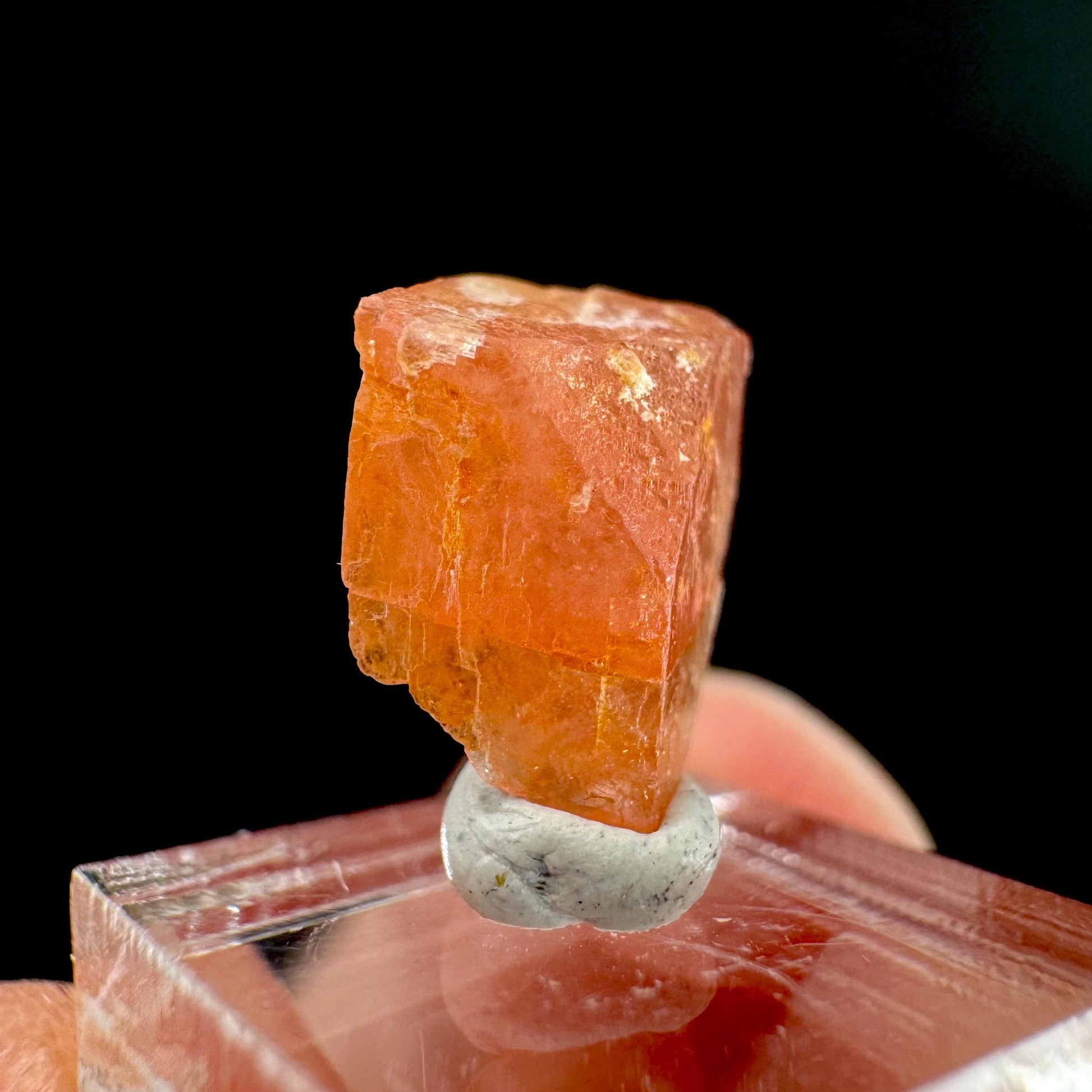 Rhodochrosite | pink crystal, mineral specimen from Pakistan