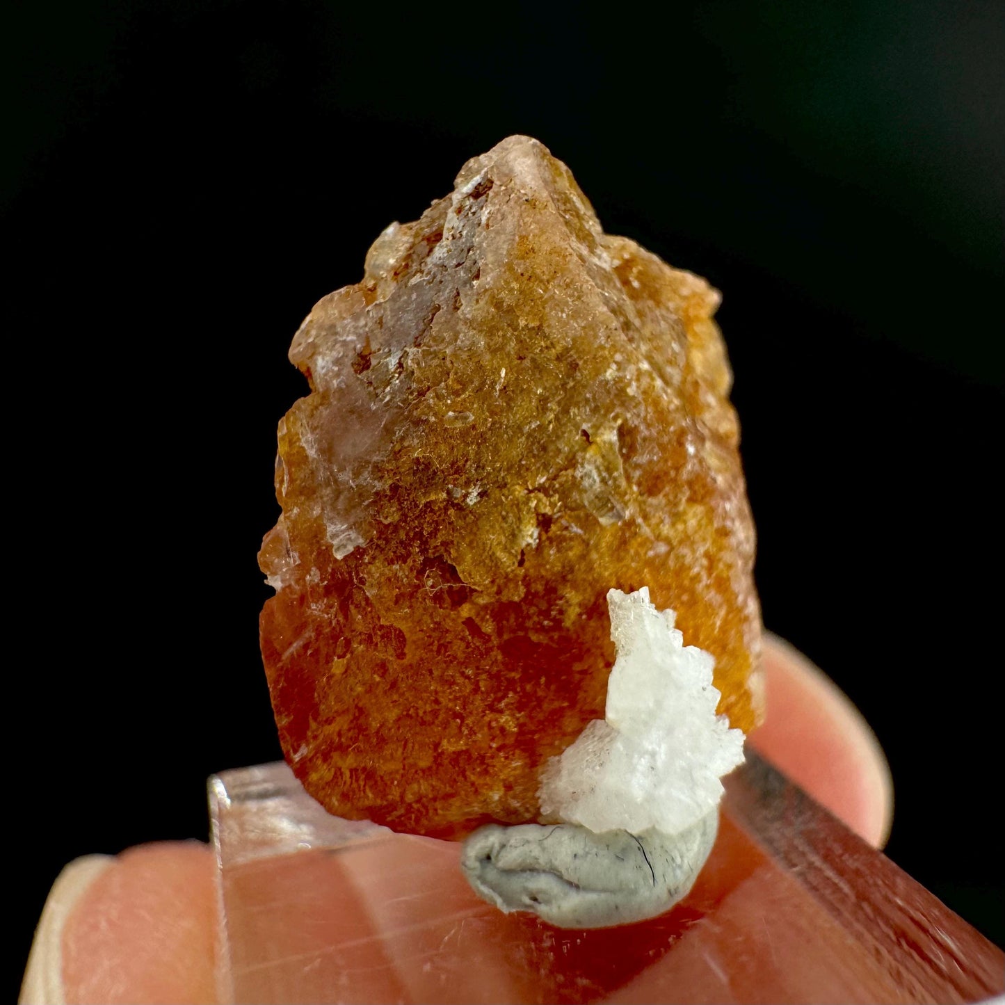 Rhodochrosite | pink crystal, mineral specimen from Pakistan