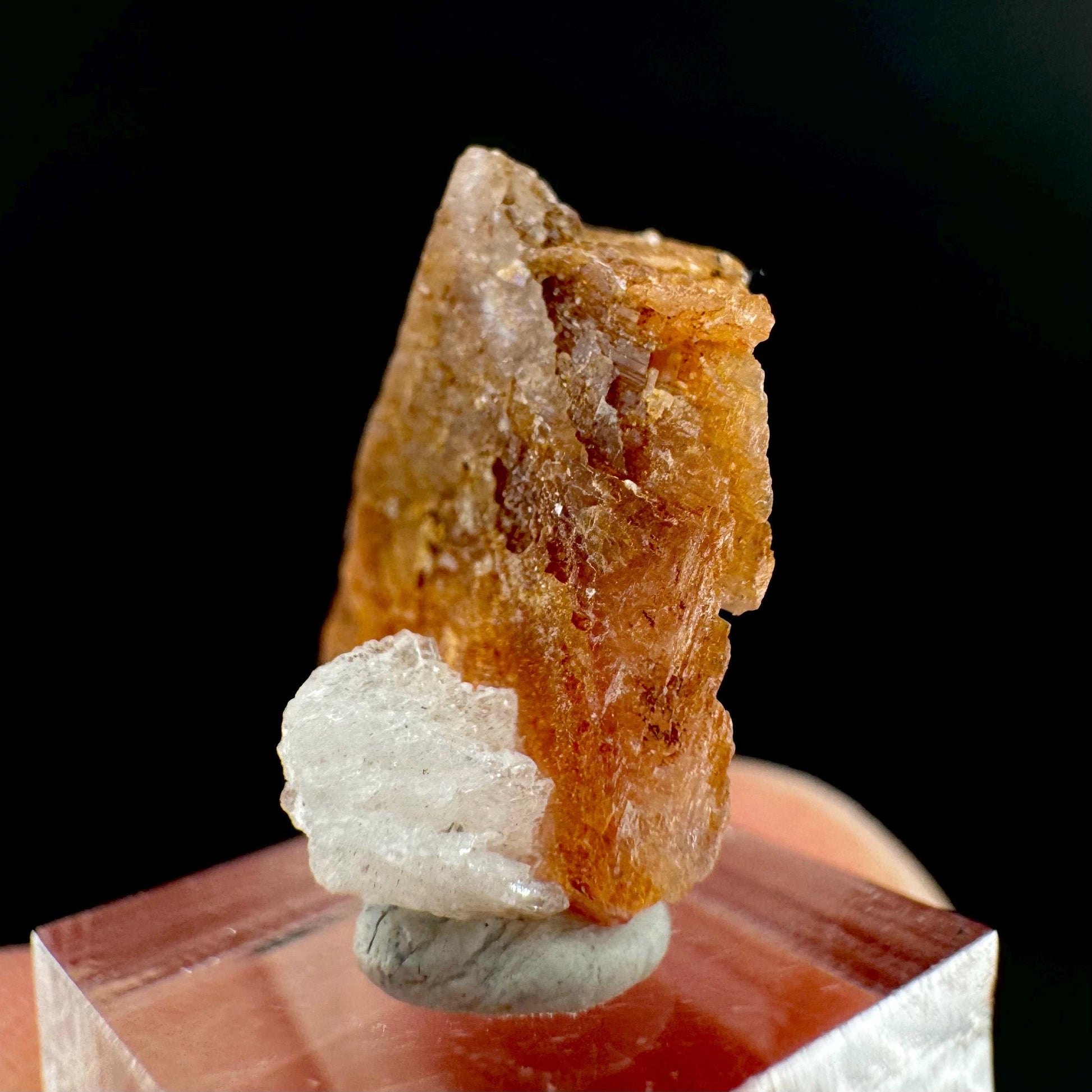 Rhodochrosite | pink crystal, mineral specimen from Pakistan