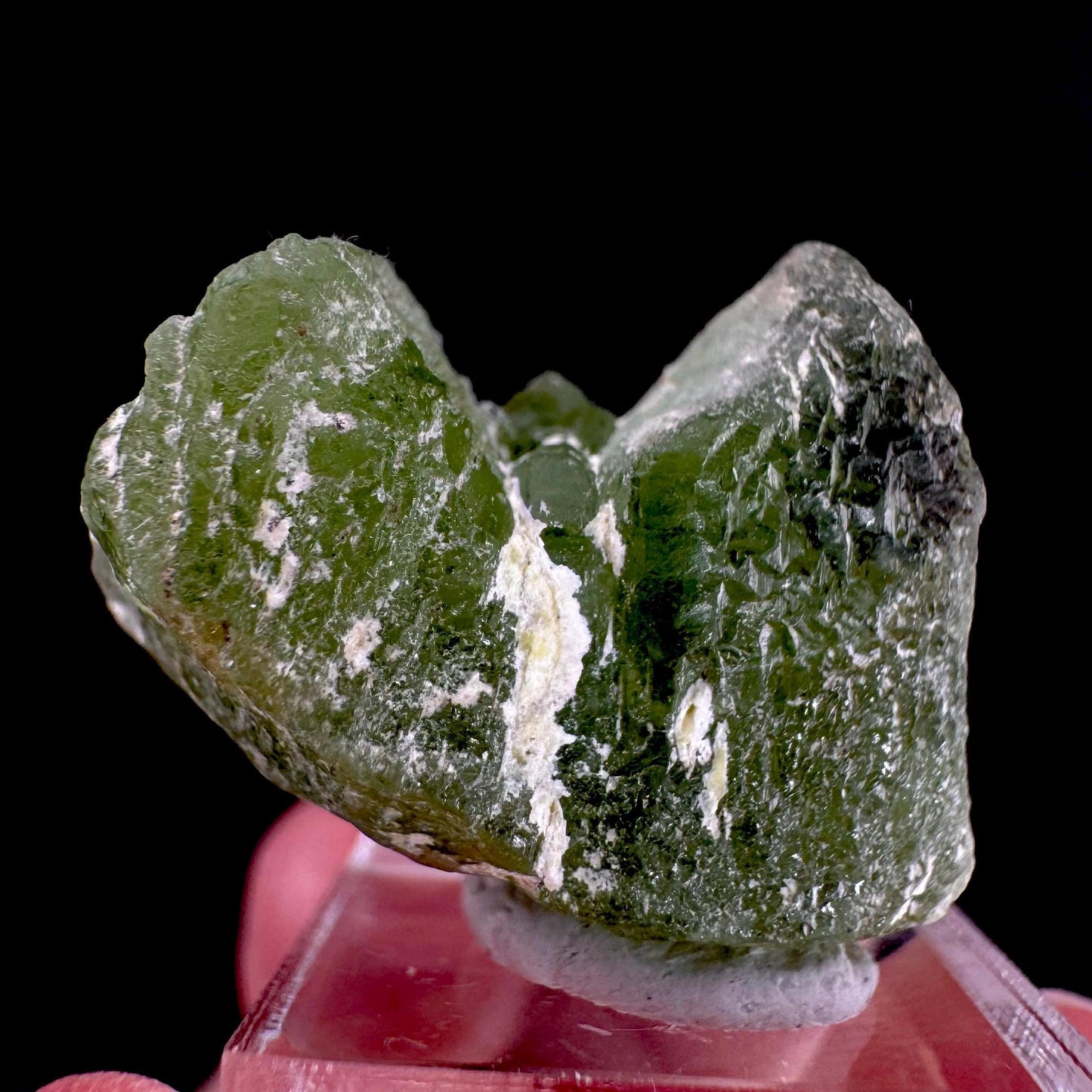 Peridot | natural terminated crystal, mineral specimen from Pakistan