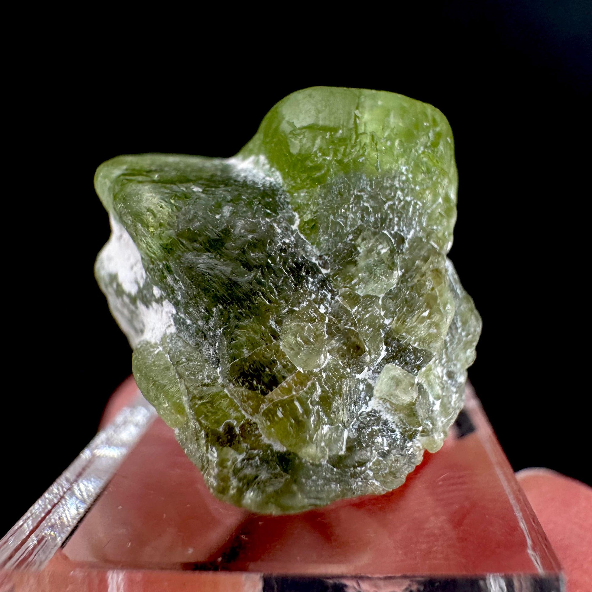 Peridot | natural terminated crystal, mineral specimen from Pakistan