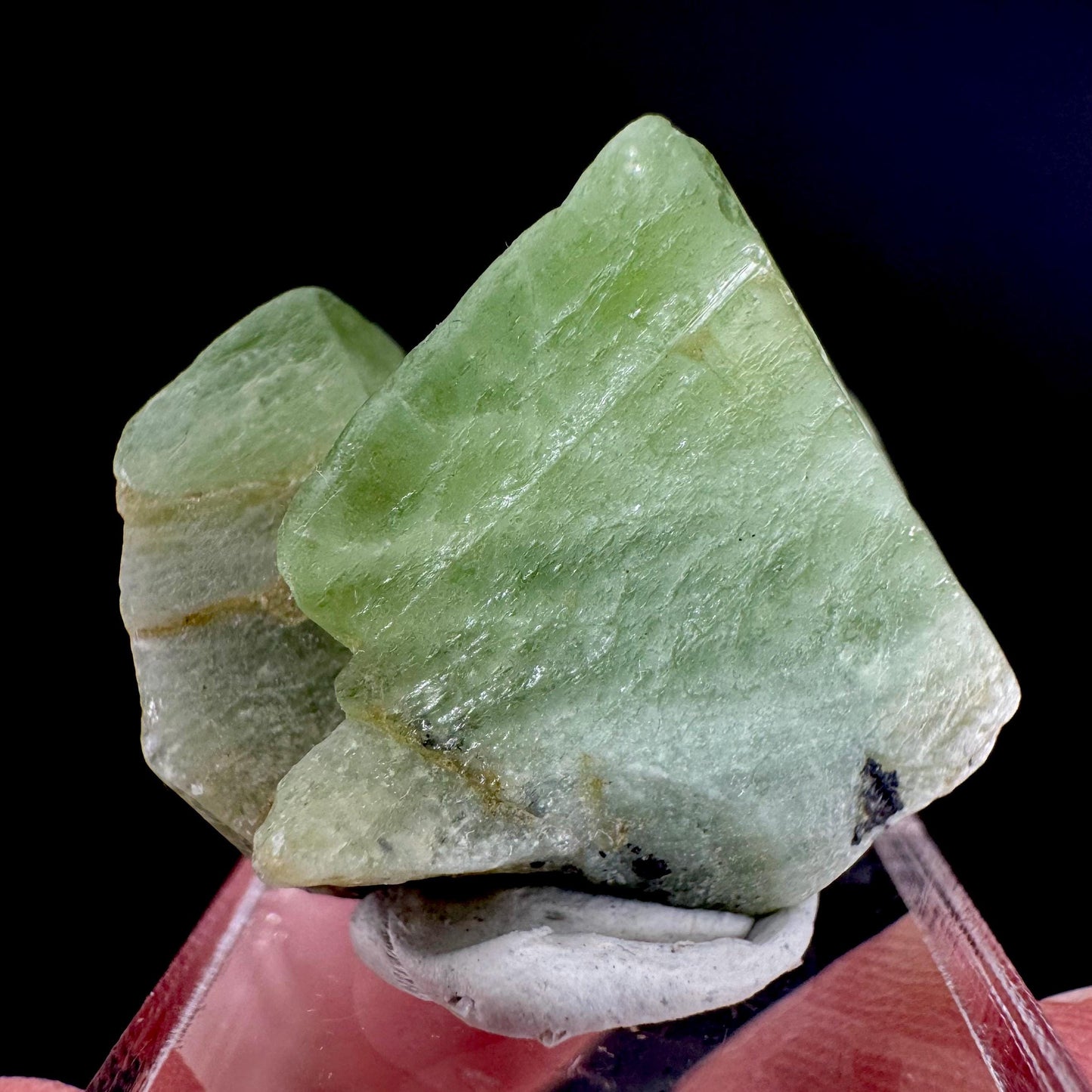 Peridot | natural terminated crystal, mineral specimen from Pakistan
