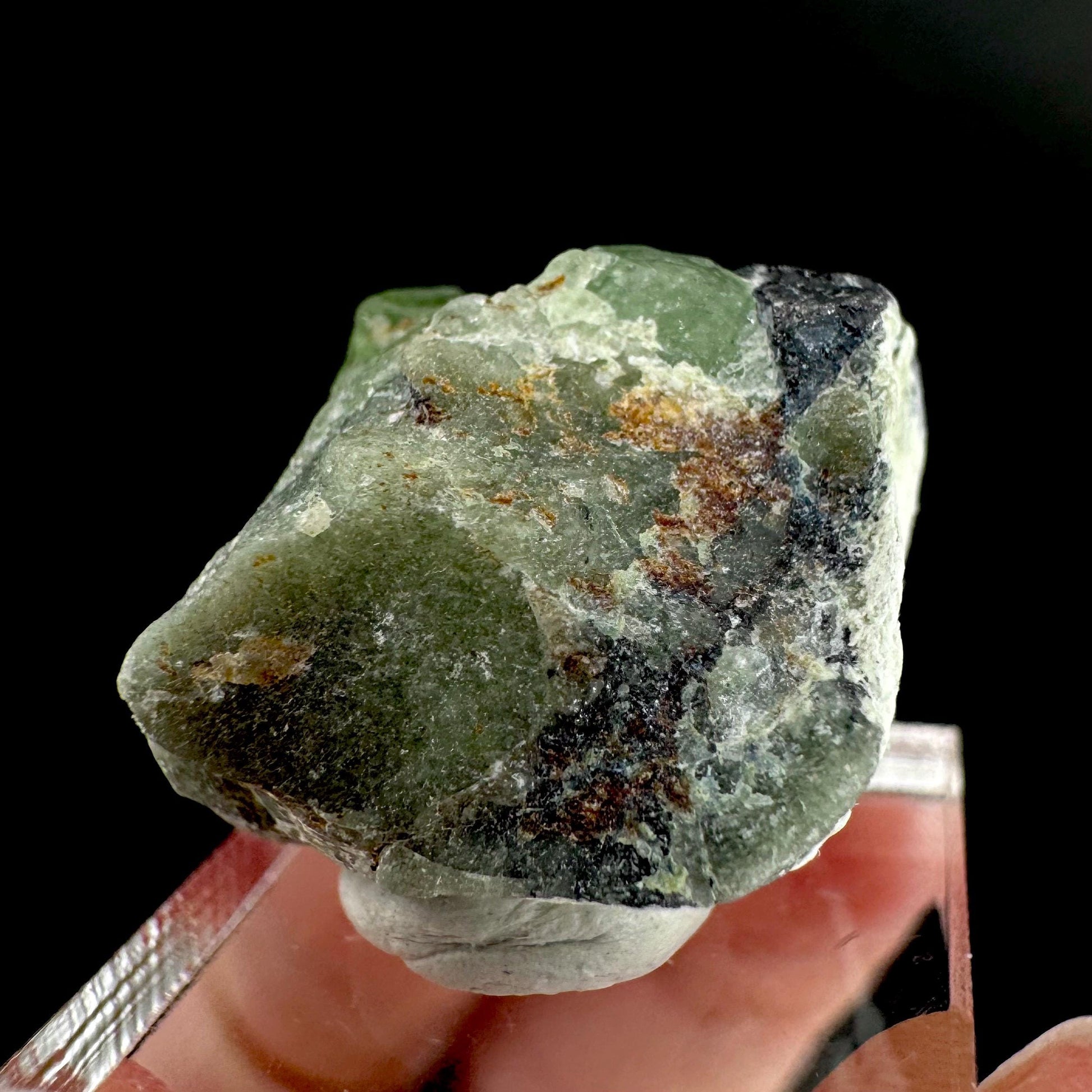 Peridot w/ magnetite | natural terminated crystal, mineral specimen from Pakistan