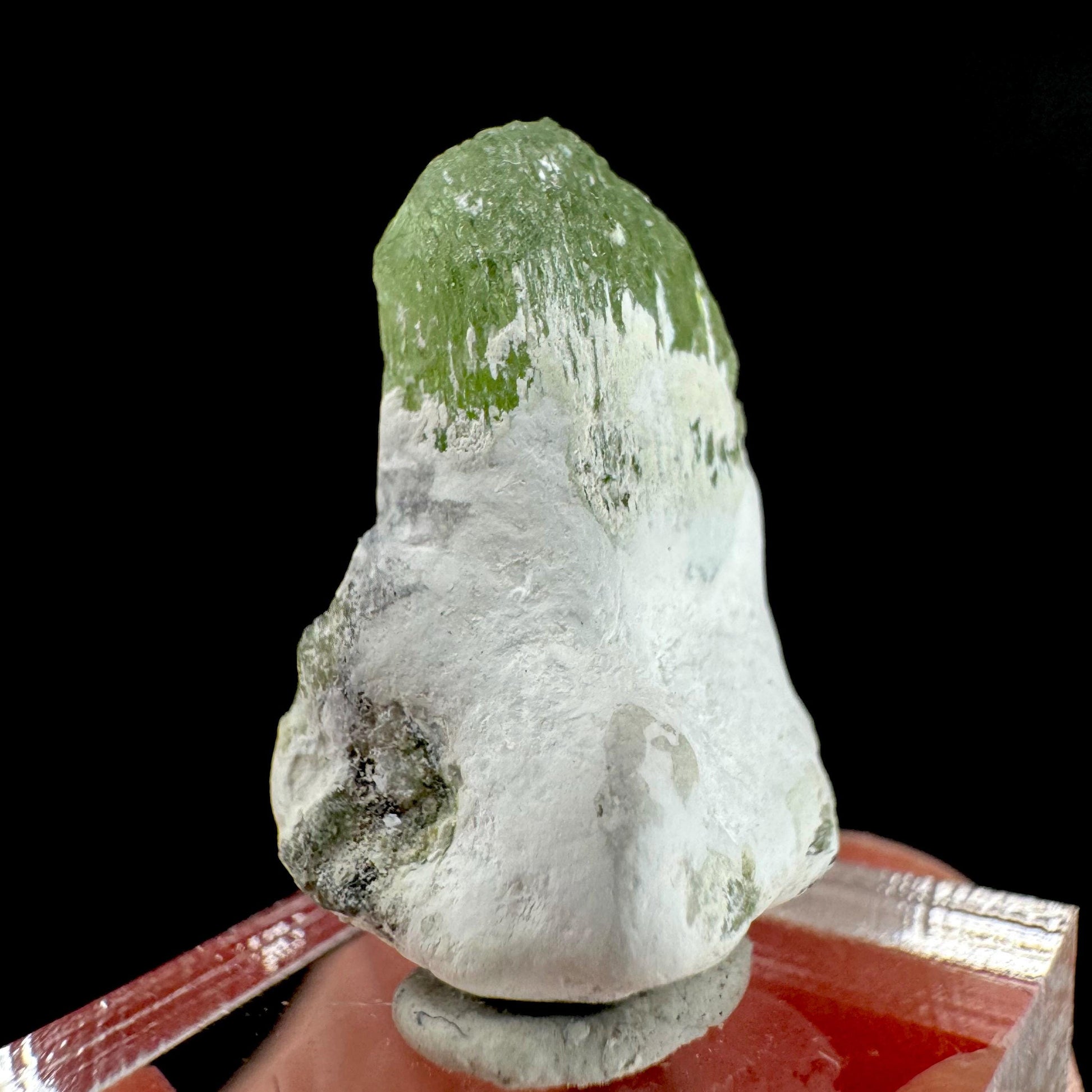 Peridot | natural terminated crystal, mineral specimen from Pakistan