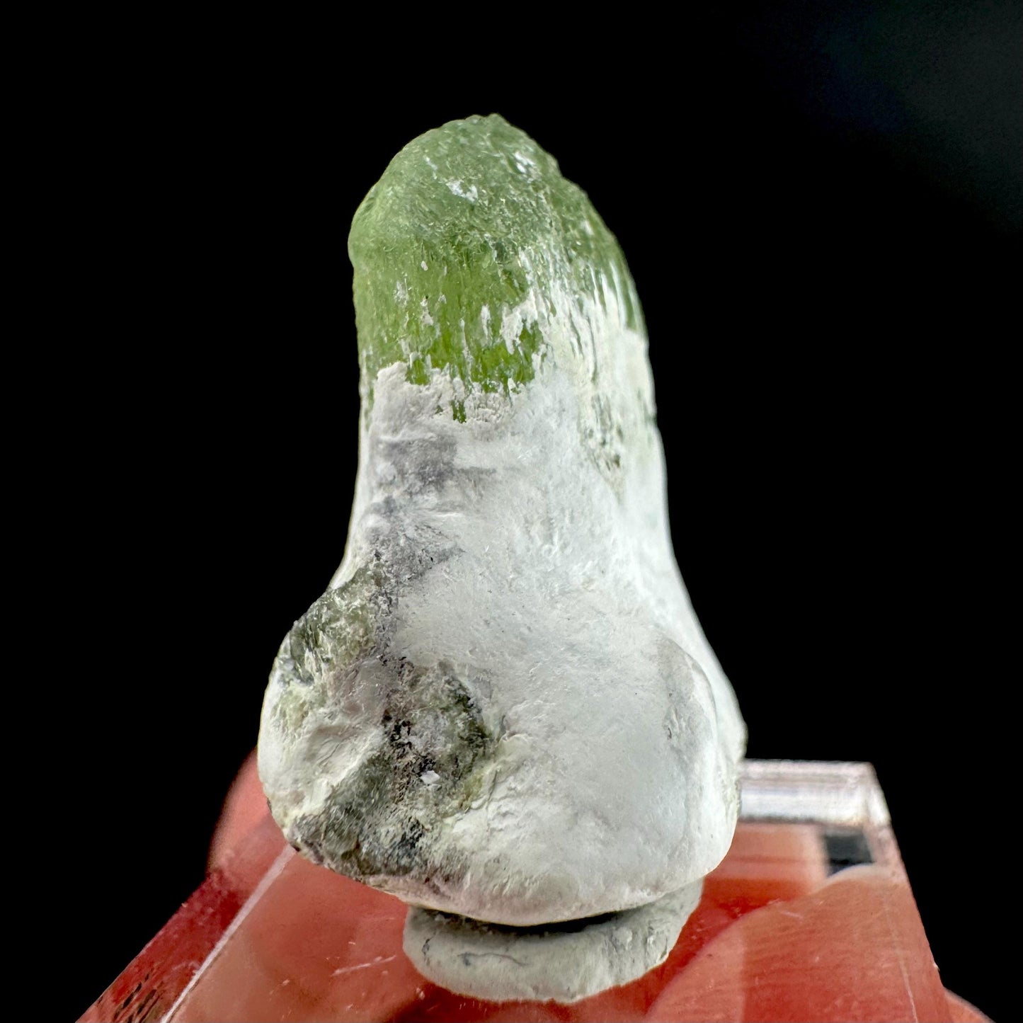 Peridot | natural terminated crystal, mineral specimen from Pakistan