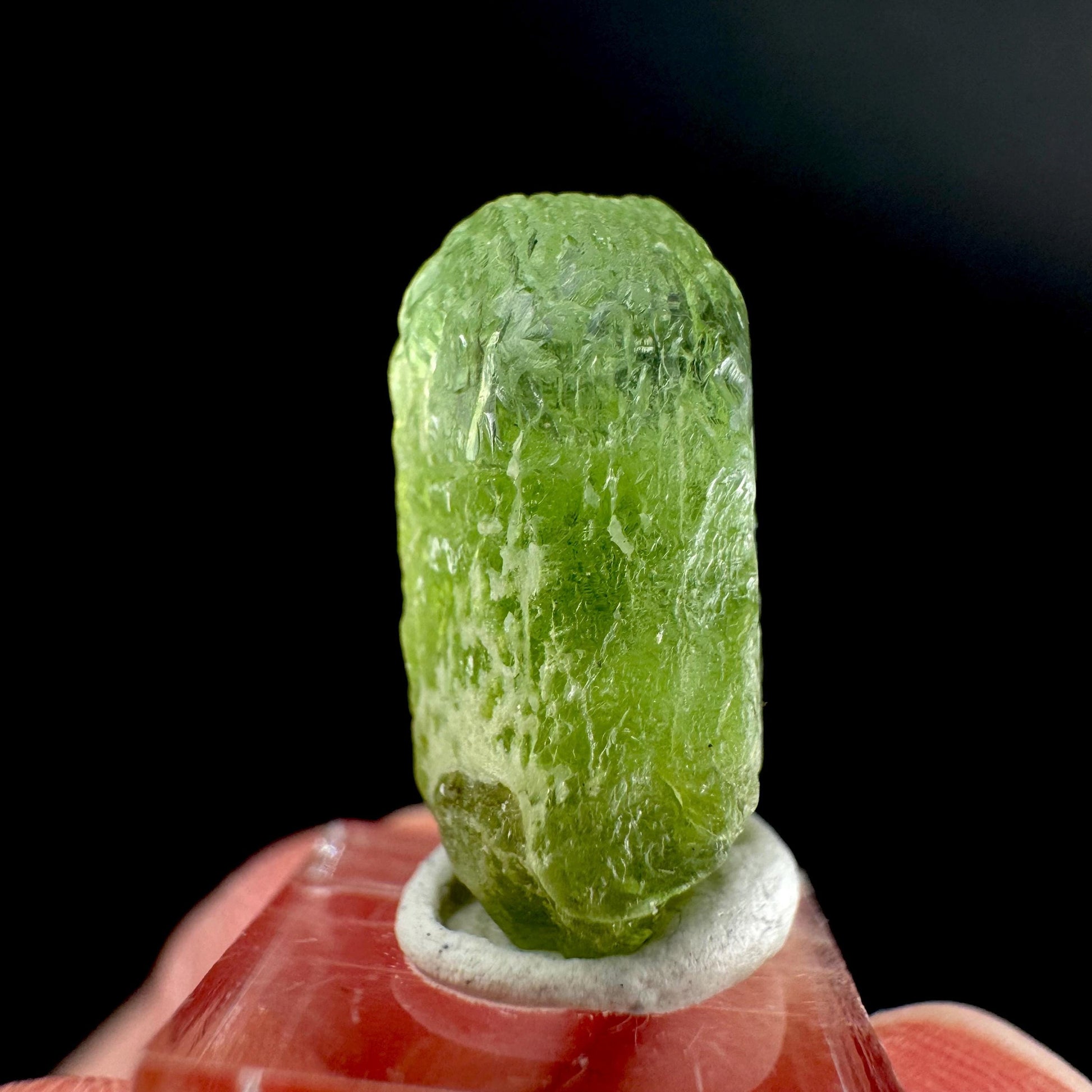 Peridot | natural terminated crystal, mineral specimen from Pakistan