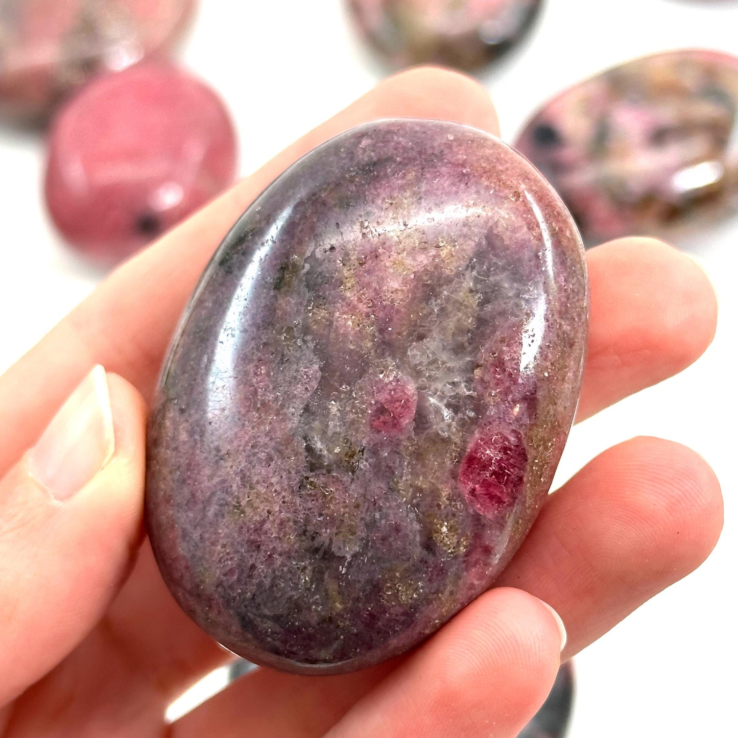 Rhodonite Palm Stone, Rhodonite palmstone, polished Rhodonite, crystal palm stone
