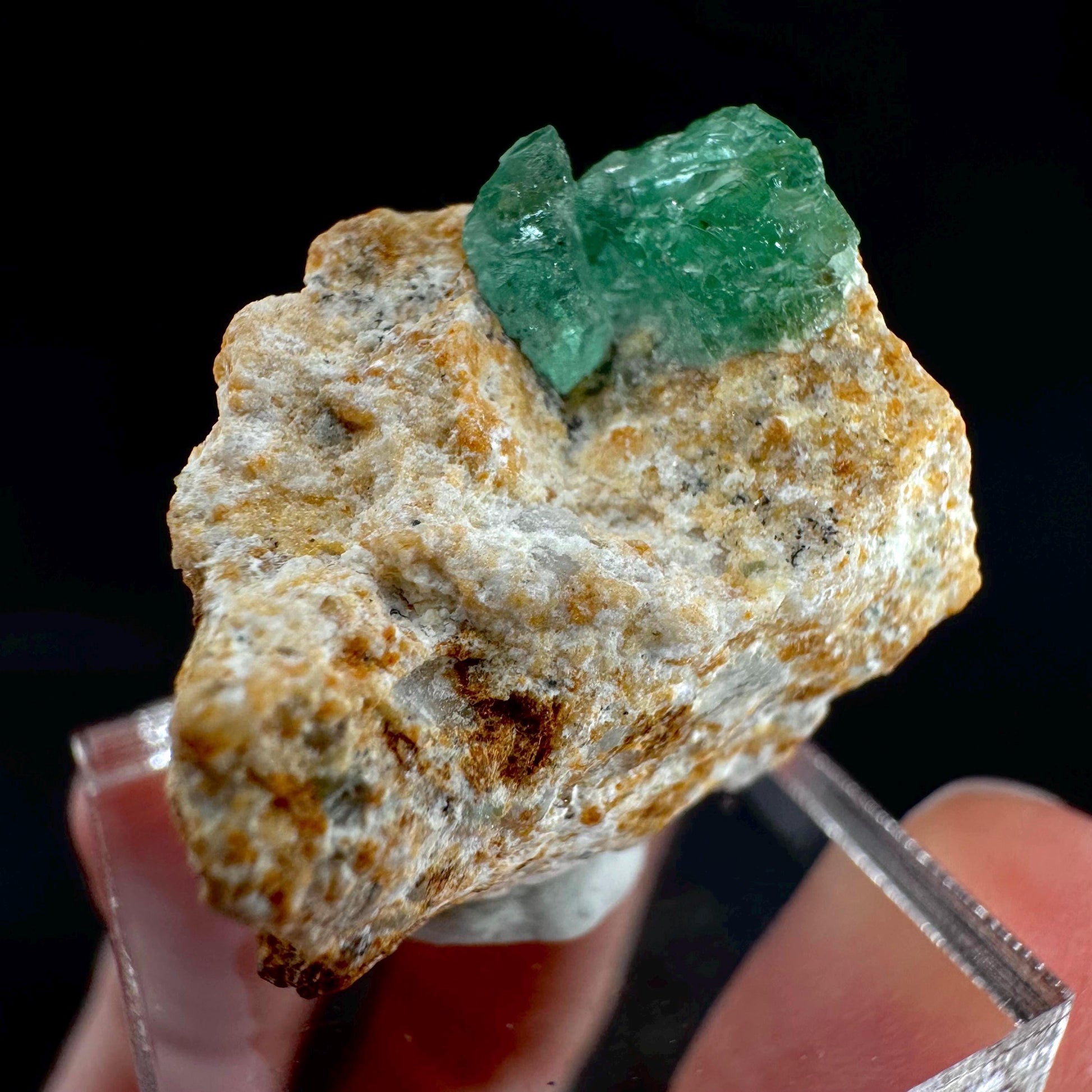 Emerald on Matrix | natural green crystal cluster, raw mineral specimen from Pakistan