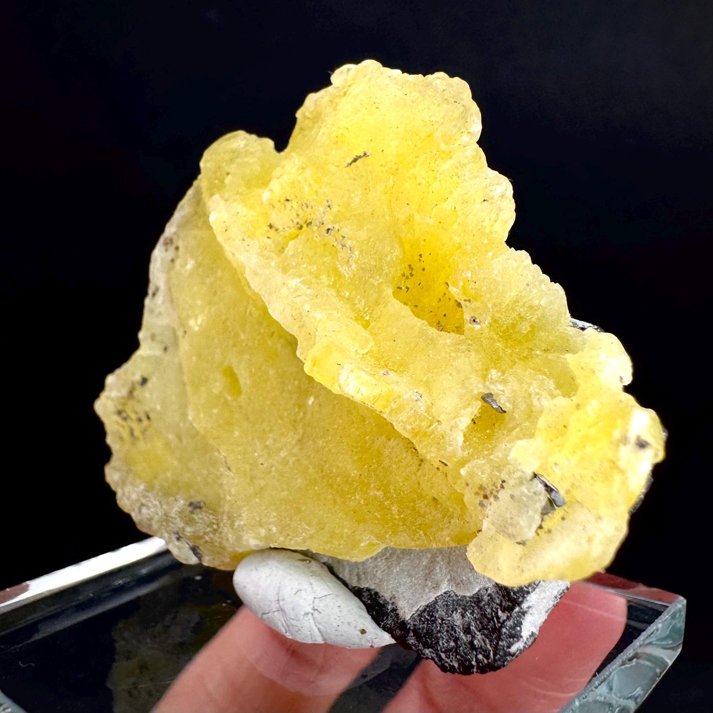 Brucite | Yellow Crystal, Lustrous Mineral Specimen From Pakistan