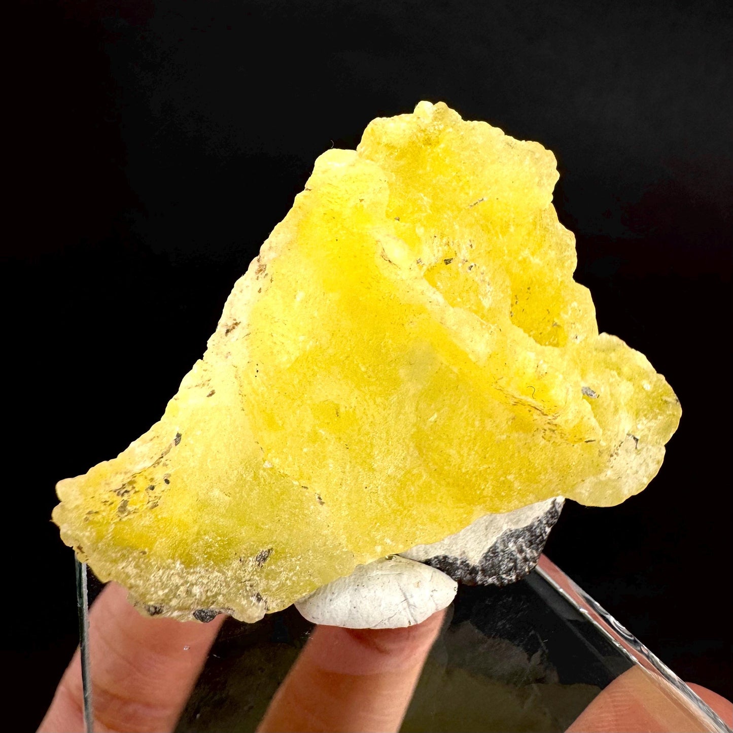 Brucite | Yellow Crystal, Lustrous Mineral Specimen From Pakistan