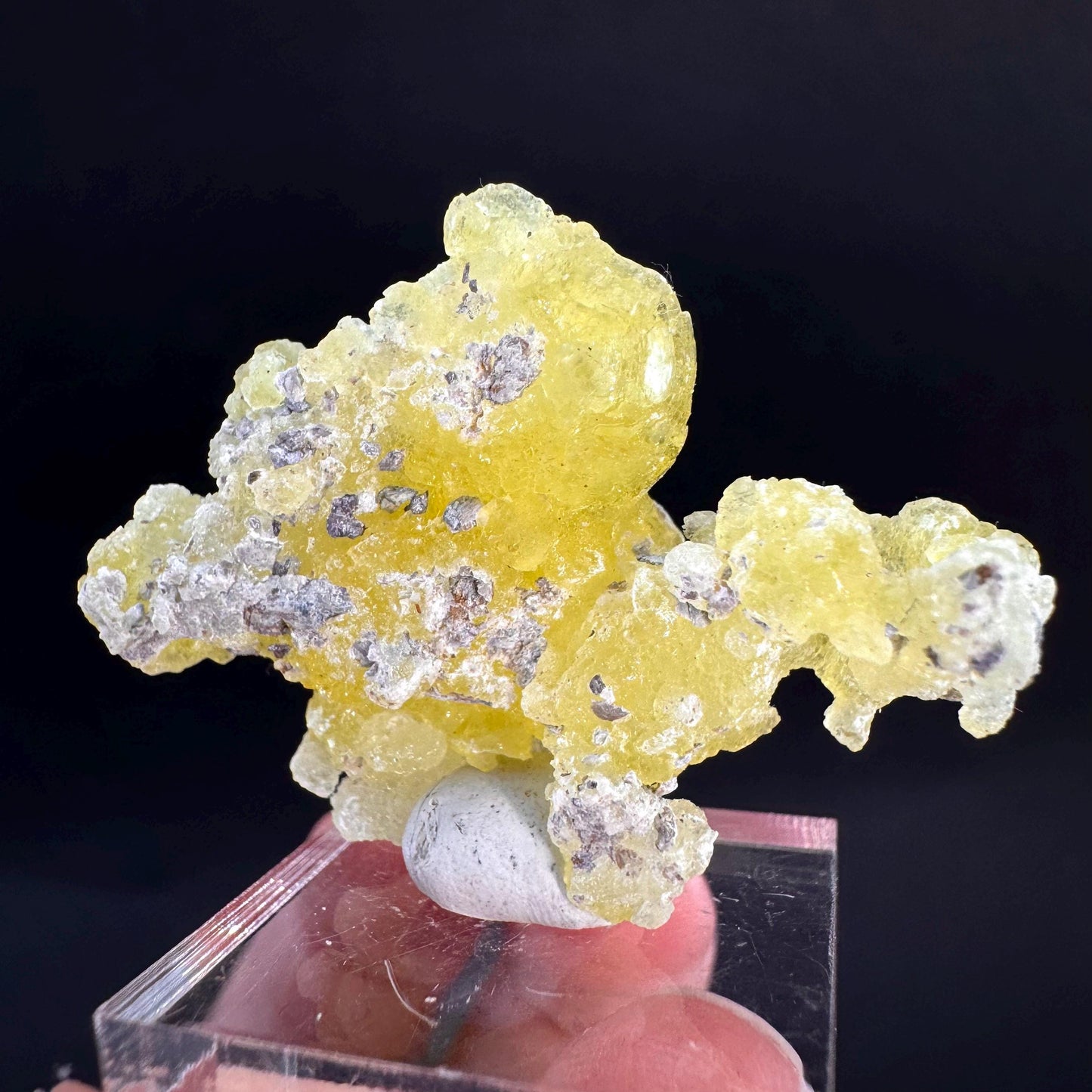 Brucite | Yellow Crystal, Lustrous Mineral Specimen From Pakistan