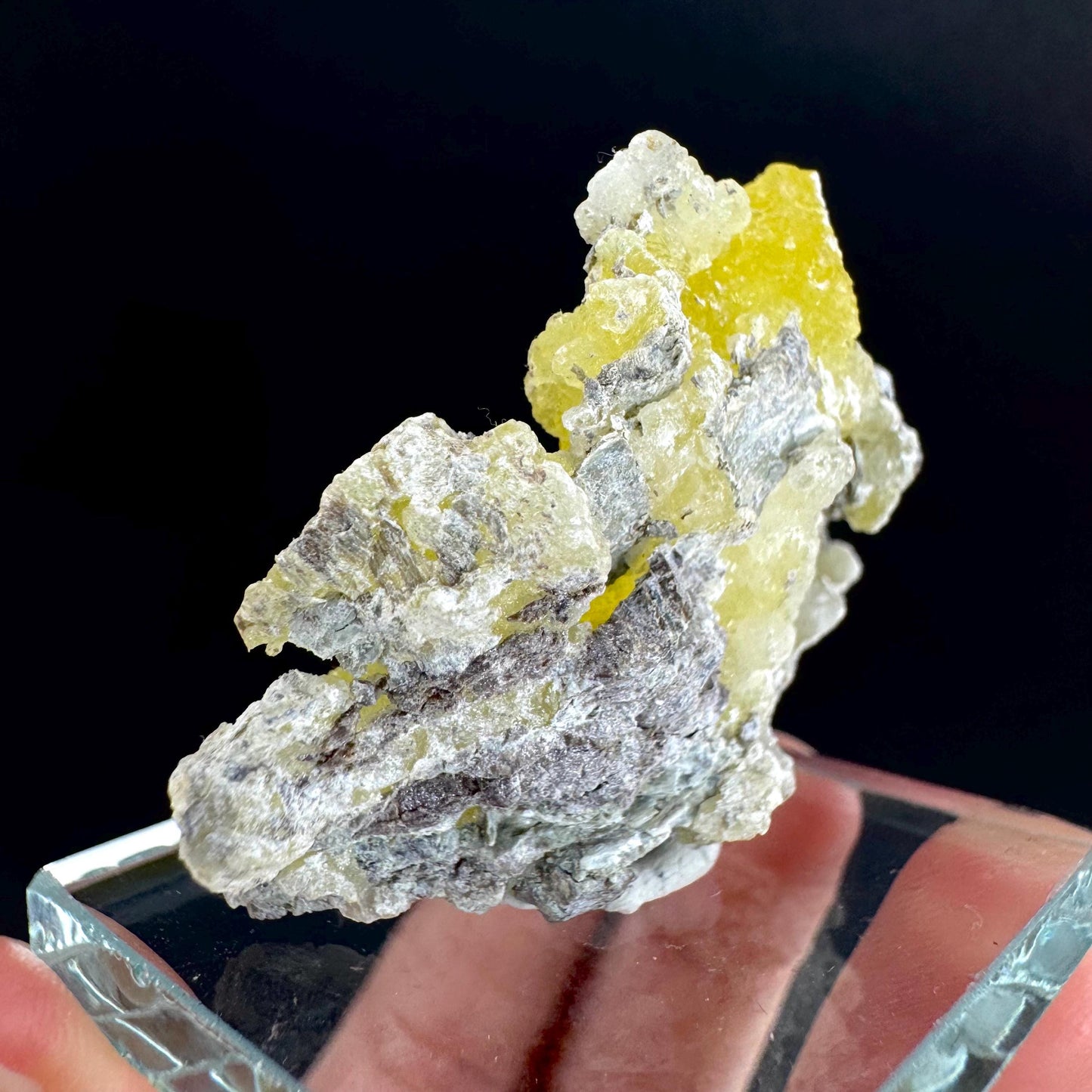 Brucite | Yellow Crystal, Lustrous Mineral Specimen From Pakistan