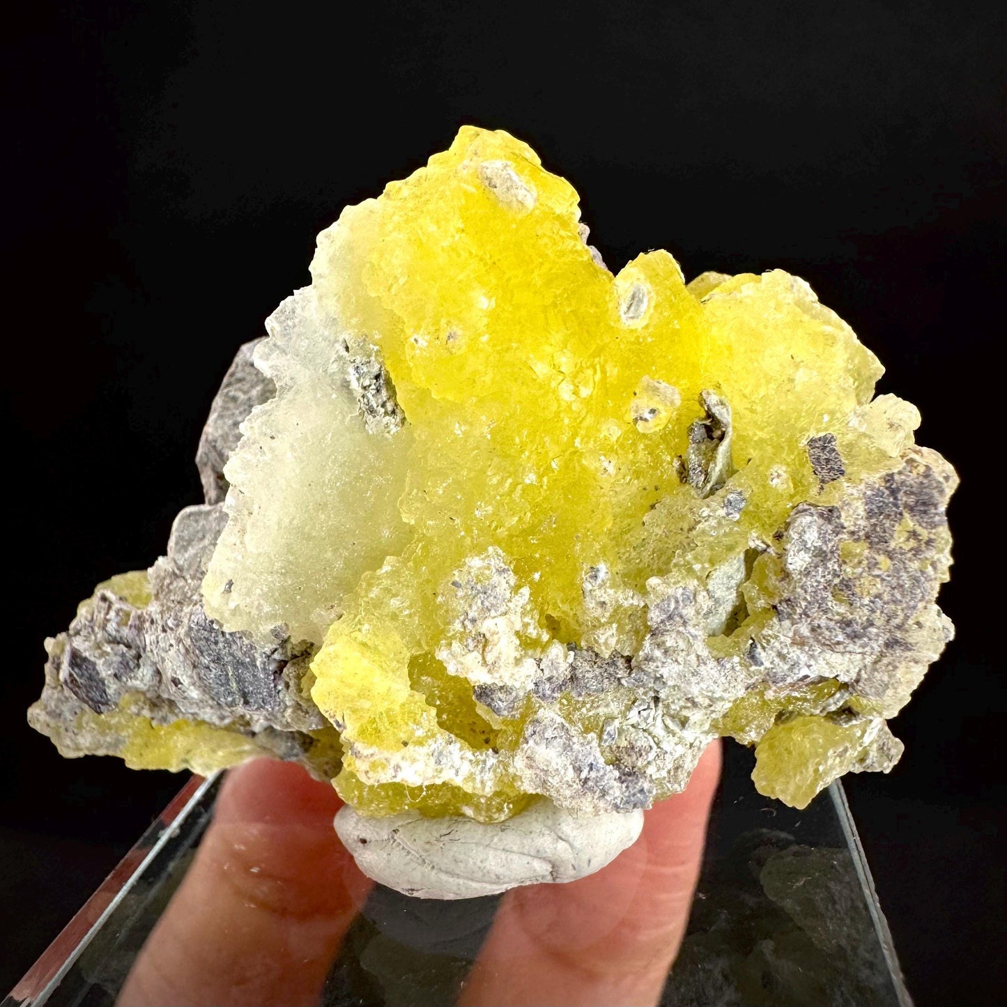 Brucite | Yellow Crystal, Lustrous Mineral Specimen From Pakistan