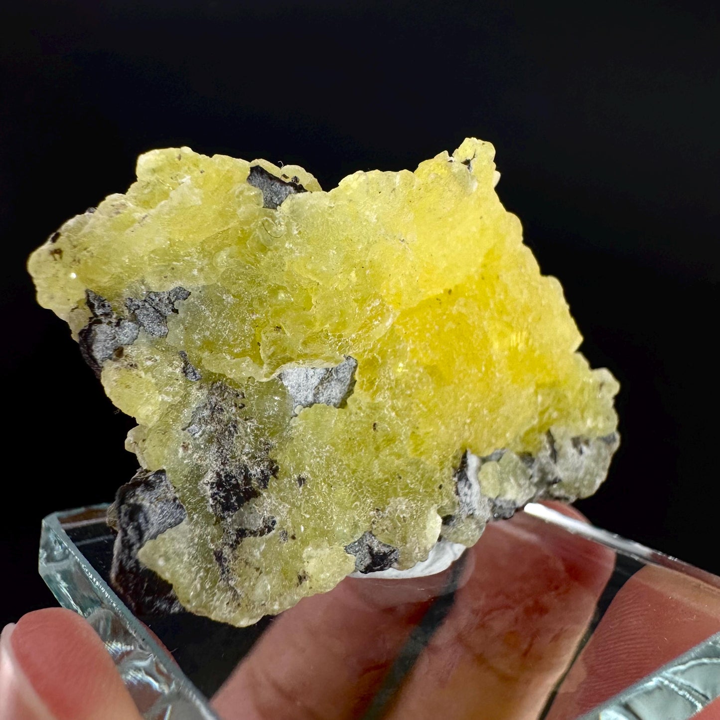 Brucite | Yellow Crystal, Lustrous Mineral Specimen From Pakistan