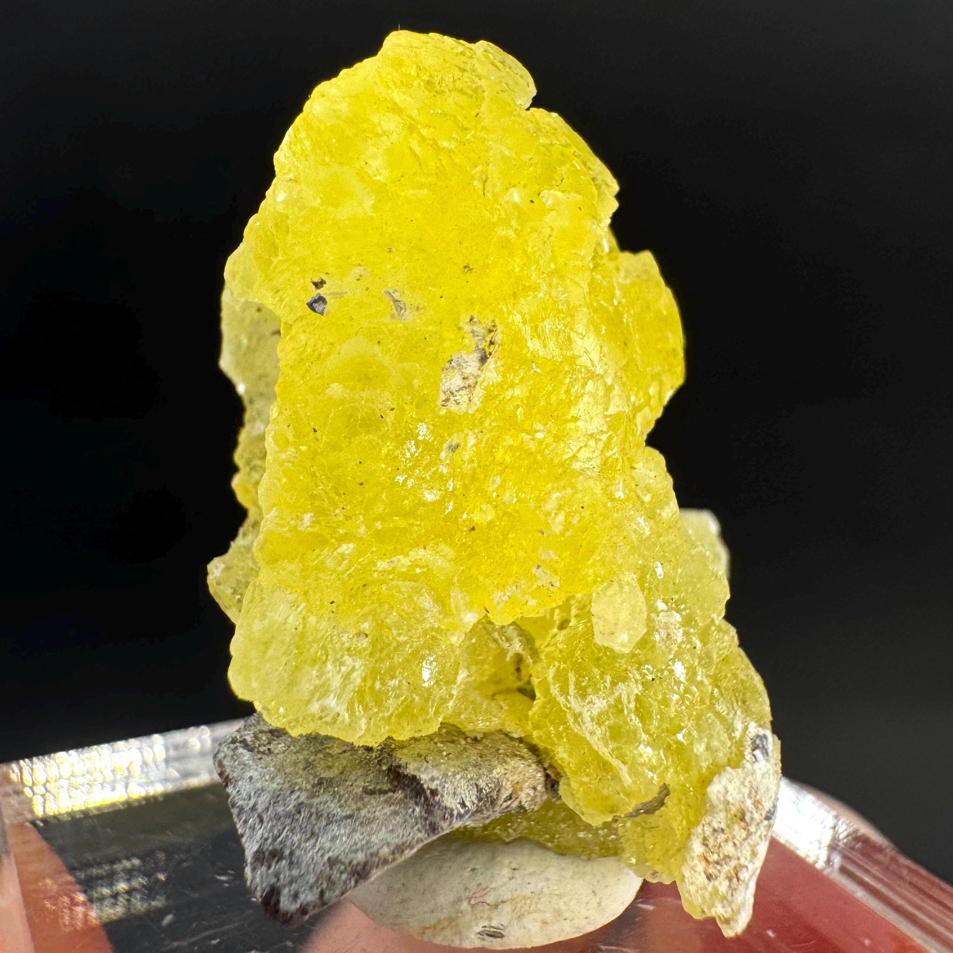 Brucite | Yellow Crystal, Lustrous Mineral Specimen From Pakistan