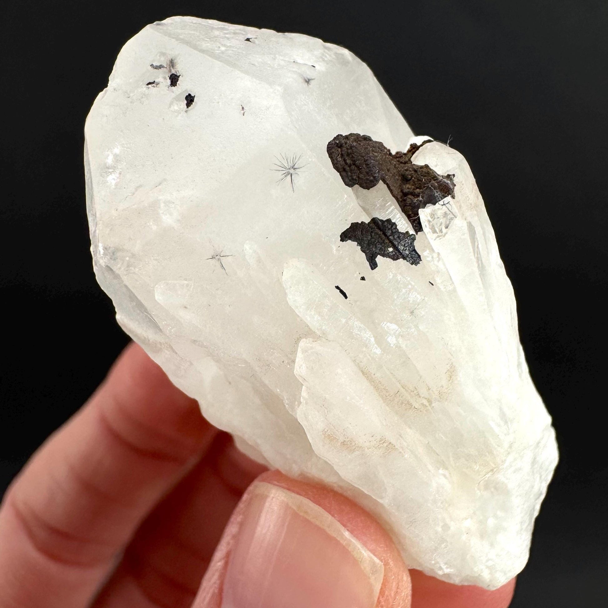 Hollandite Star Quartz | natural spider quartz crystal from Madagascar