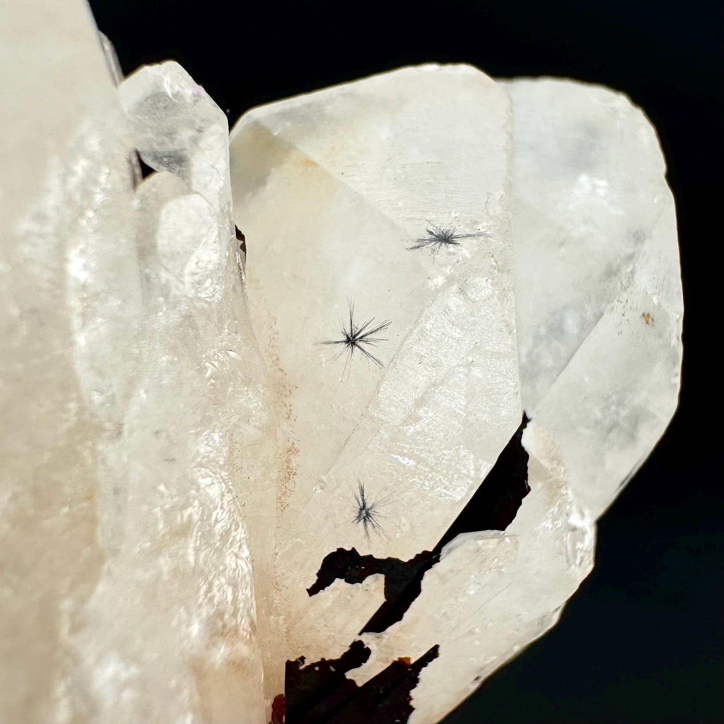 Hollandite Star Quartz | natural spider quartz crystal from Madagascar
