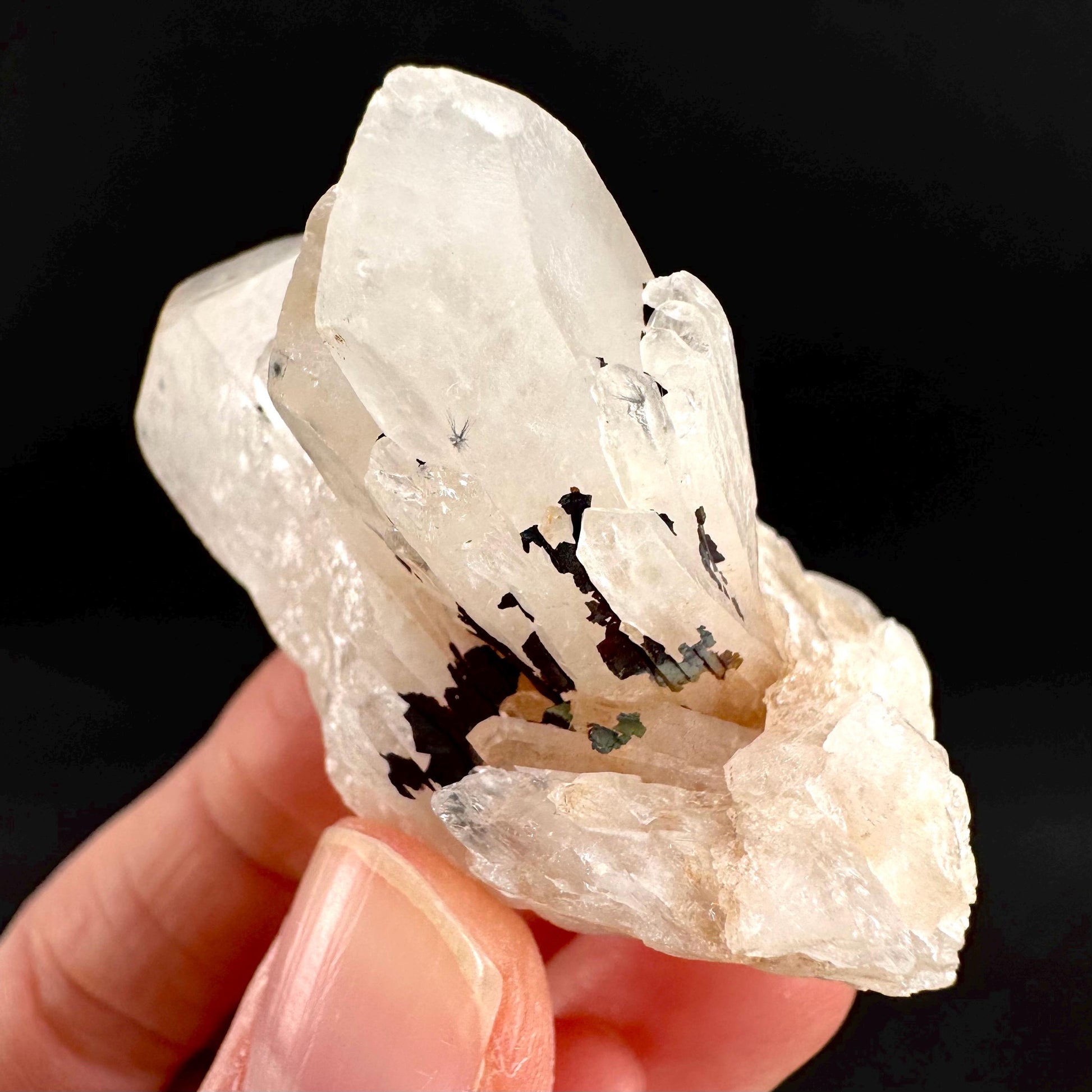 Hollandite Star Quartz | natural spider quartz crystal from Madagascar