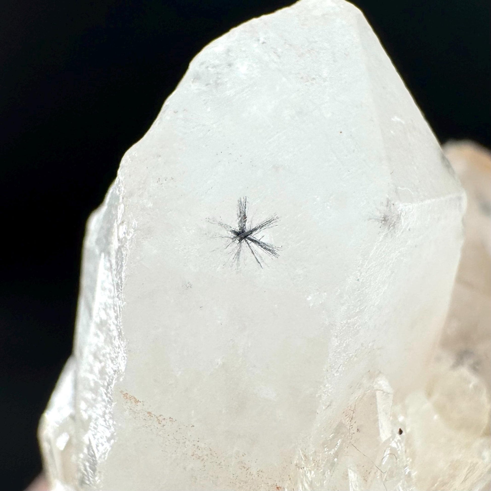 Hollandite Star Quartz | natural spider quartz crystal from Madagascar