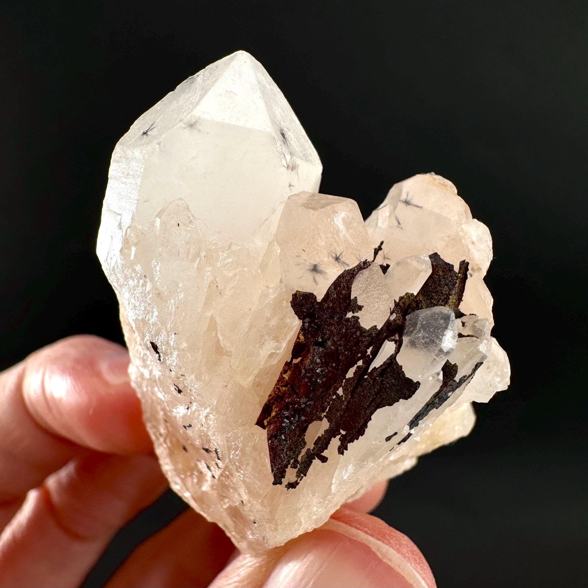 Hollandite Star Quartz | natural spider quartz crystal from Madagascar