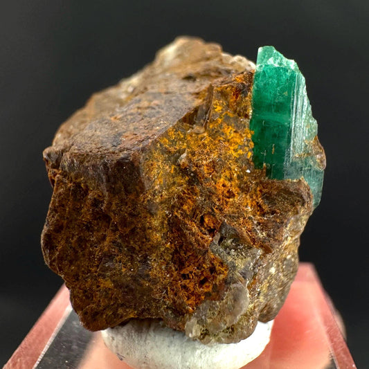 Emerald on Matrix | natural green crystal, mineral specimen from Pakistan