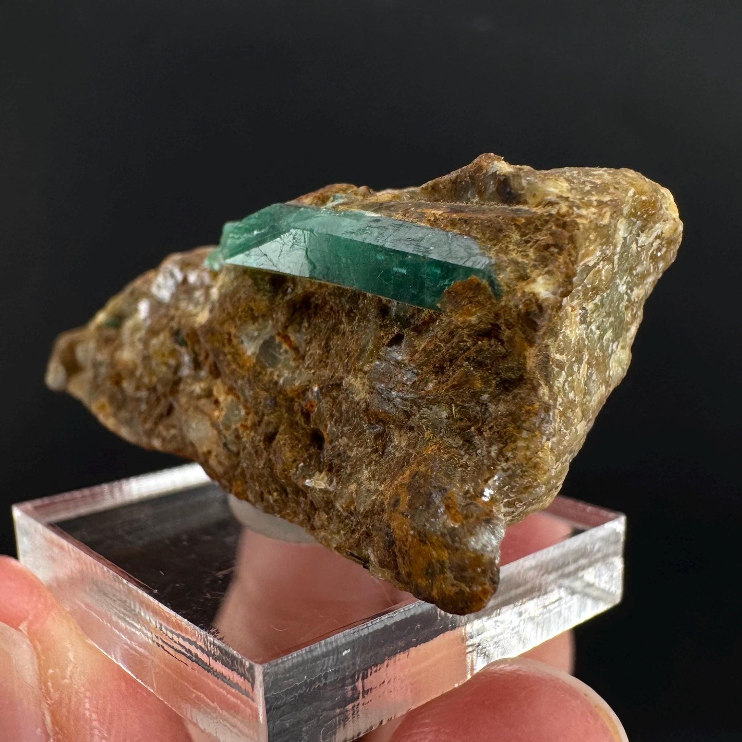 Emerald on Matrix | natural green crystal, mineral specimen from Pakistan