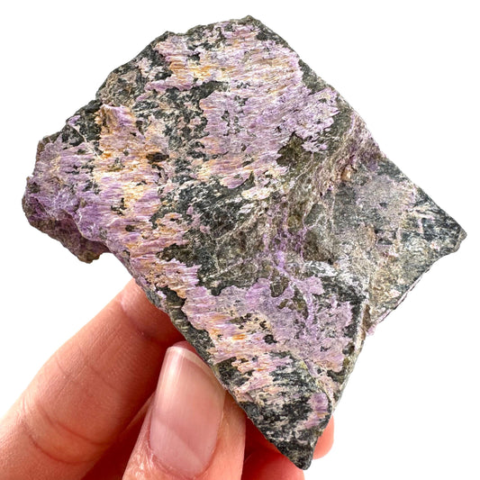 Stichtite | purple stichtite with serpentine, mineral specimen from South Africa