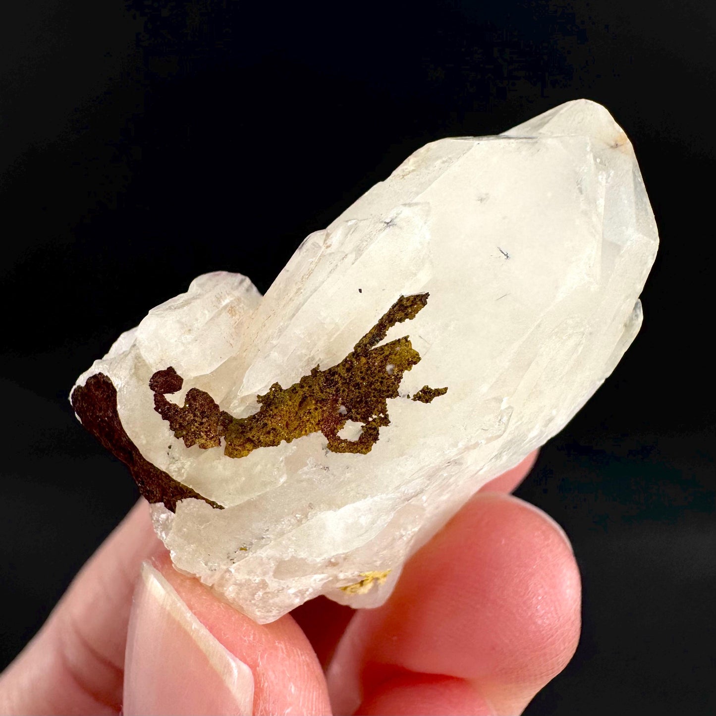 Hollandite Star Quartz | natural spider quartz crystal from Madagascar