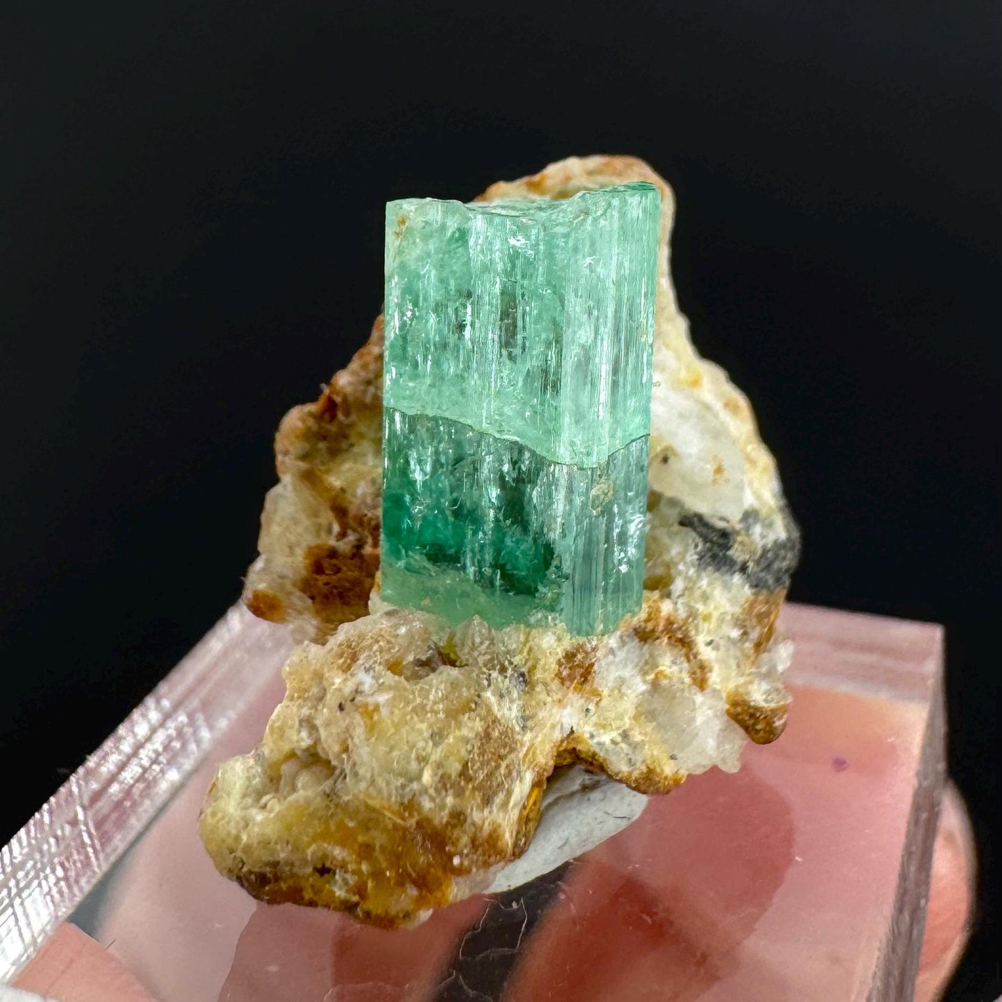 Emerald on Matrix | natural green crystal, mineral specimen from Pakistan