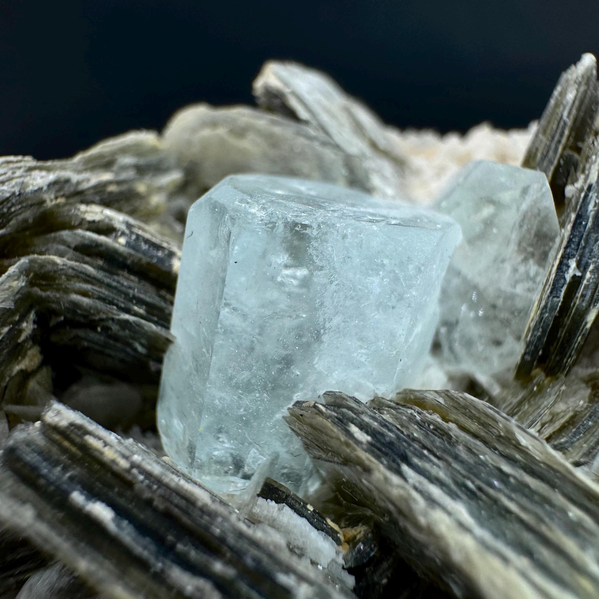 Aquamarine with Muscovite | natural blue crystal, mineral specimen from Pakistan